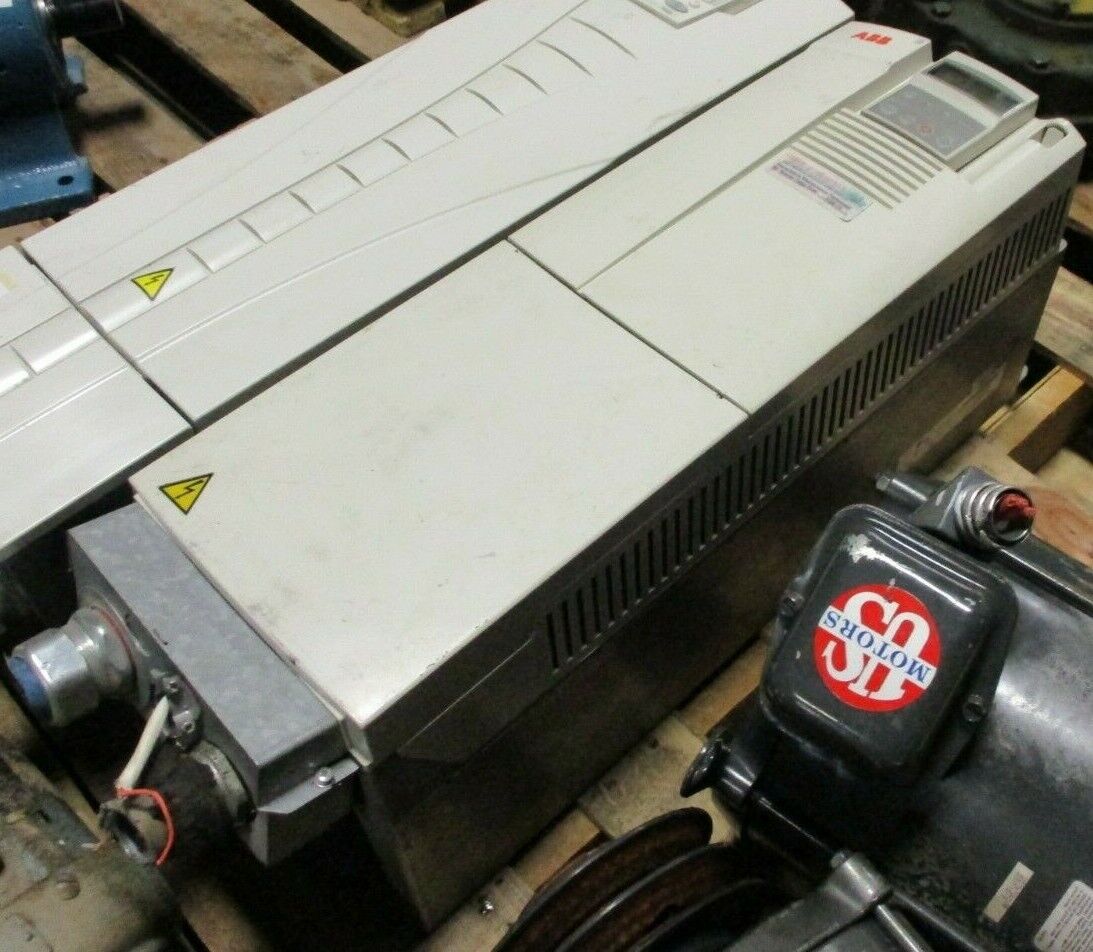 ABB ACH401 AC Drive ACH401602532 30HP 3Ph w/ Keypad Used