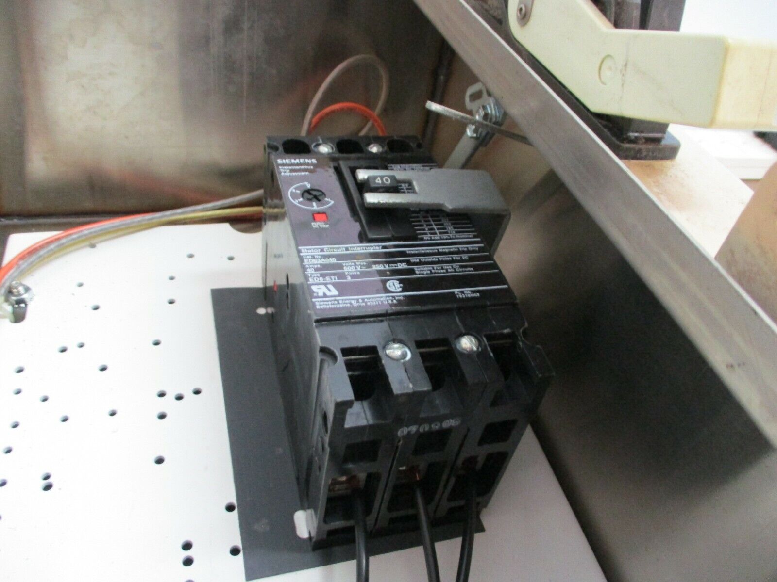 Siemens Breaker Combination 14ES+32A*/48ASF3M20 40A Breaker Trip: 13-27A Used