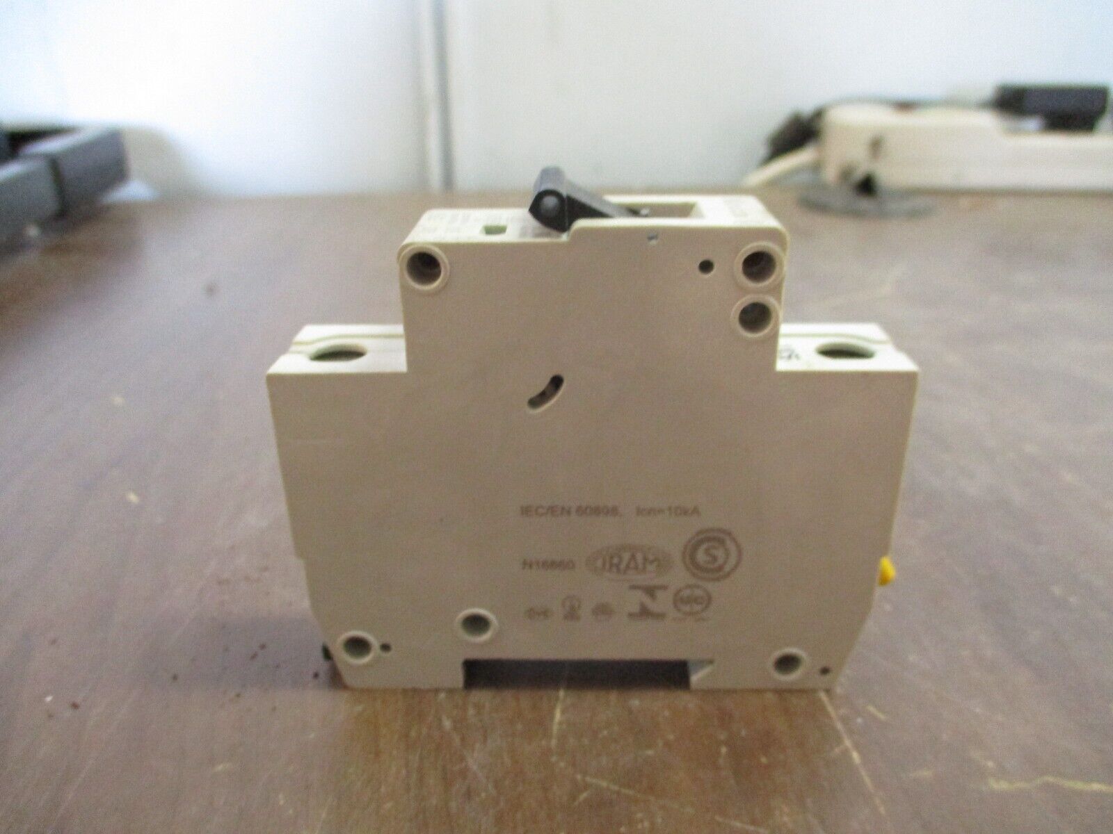 Moeller Circuit Breaker FAZ-C6 6A 277/480V 1P Used