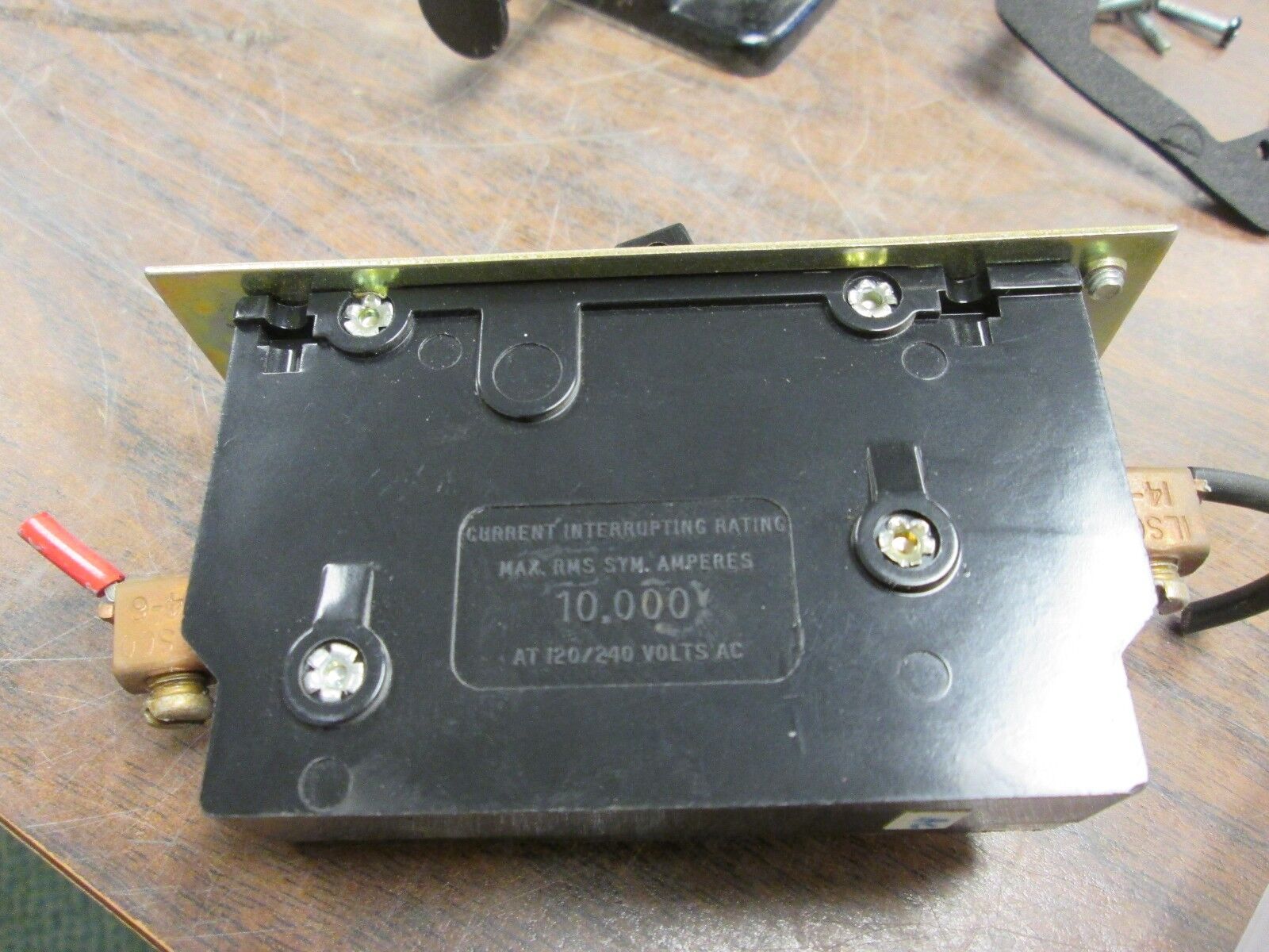 Westinghouse Quicklag-C Circuit Breaker 15A 1P w/ Reset Switch Used