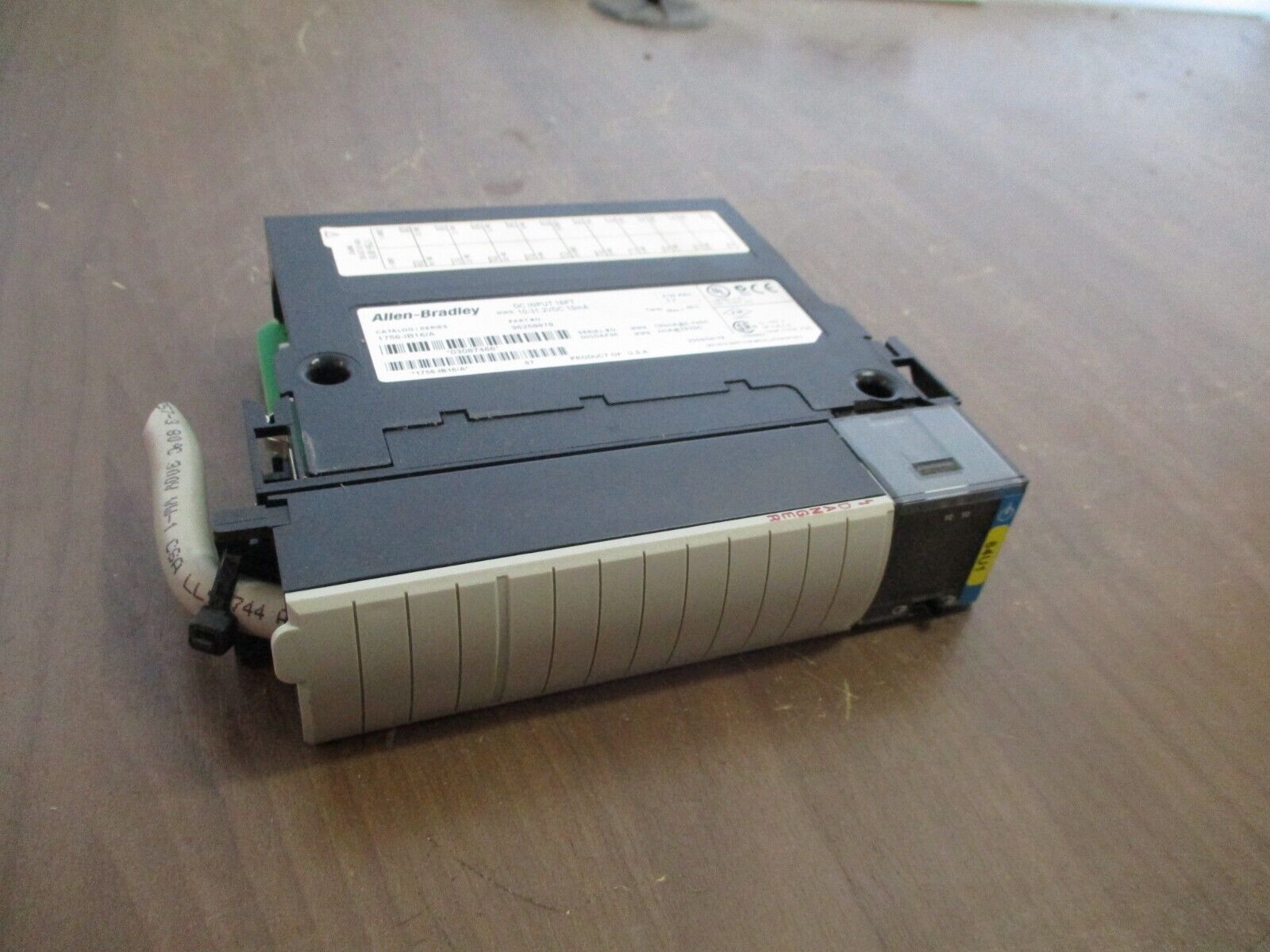 Allen-Bradley DC Input Module 1756-IB16 Series A Firmware 3.2 16 pt Used