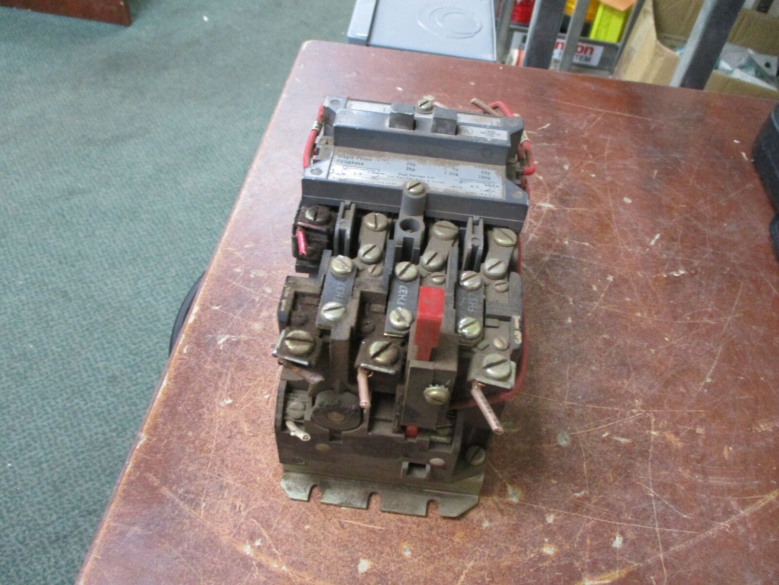 Westinghouse	Size 1 Contactor A200M1CR 27A 120/240V Coil 600V Used