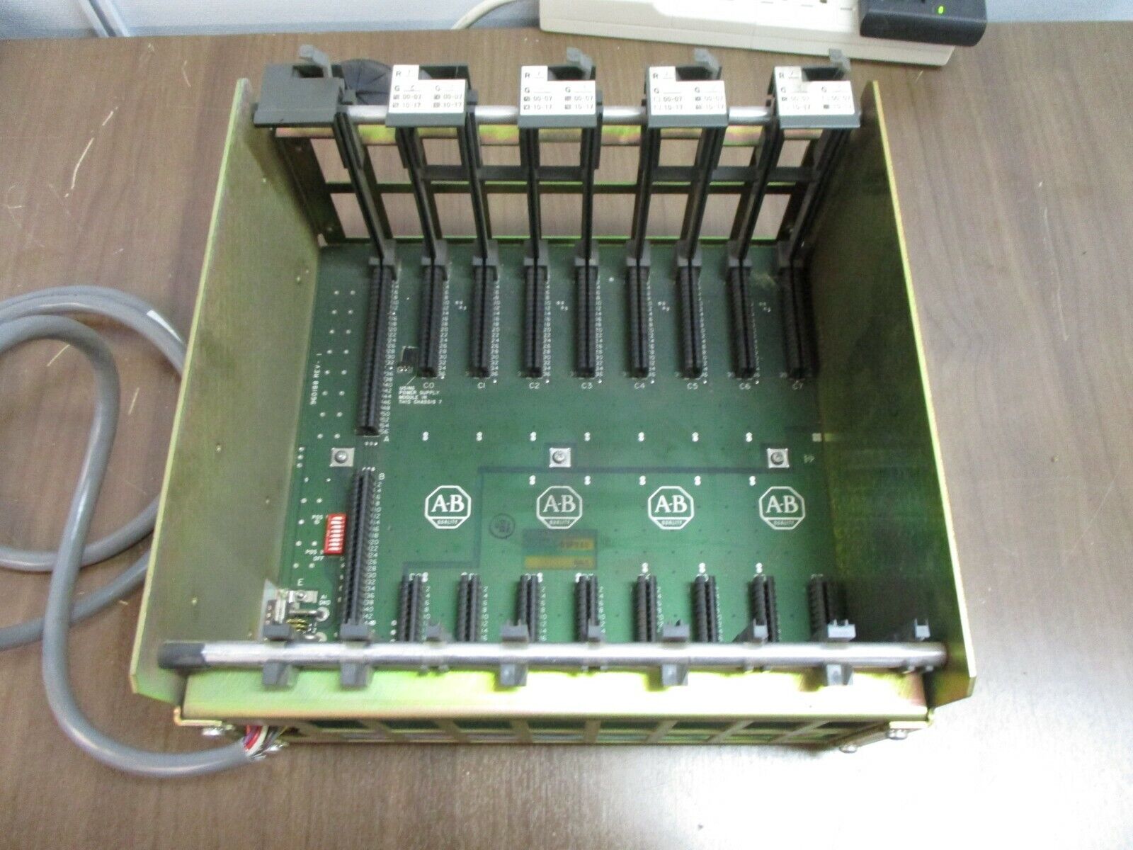Allen-Bradley I/O Chassis 1771-A2B 8-Slot Used