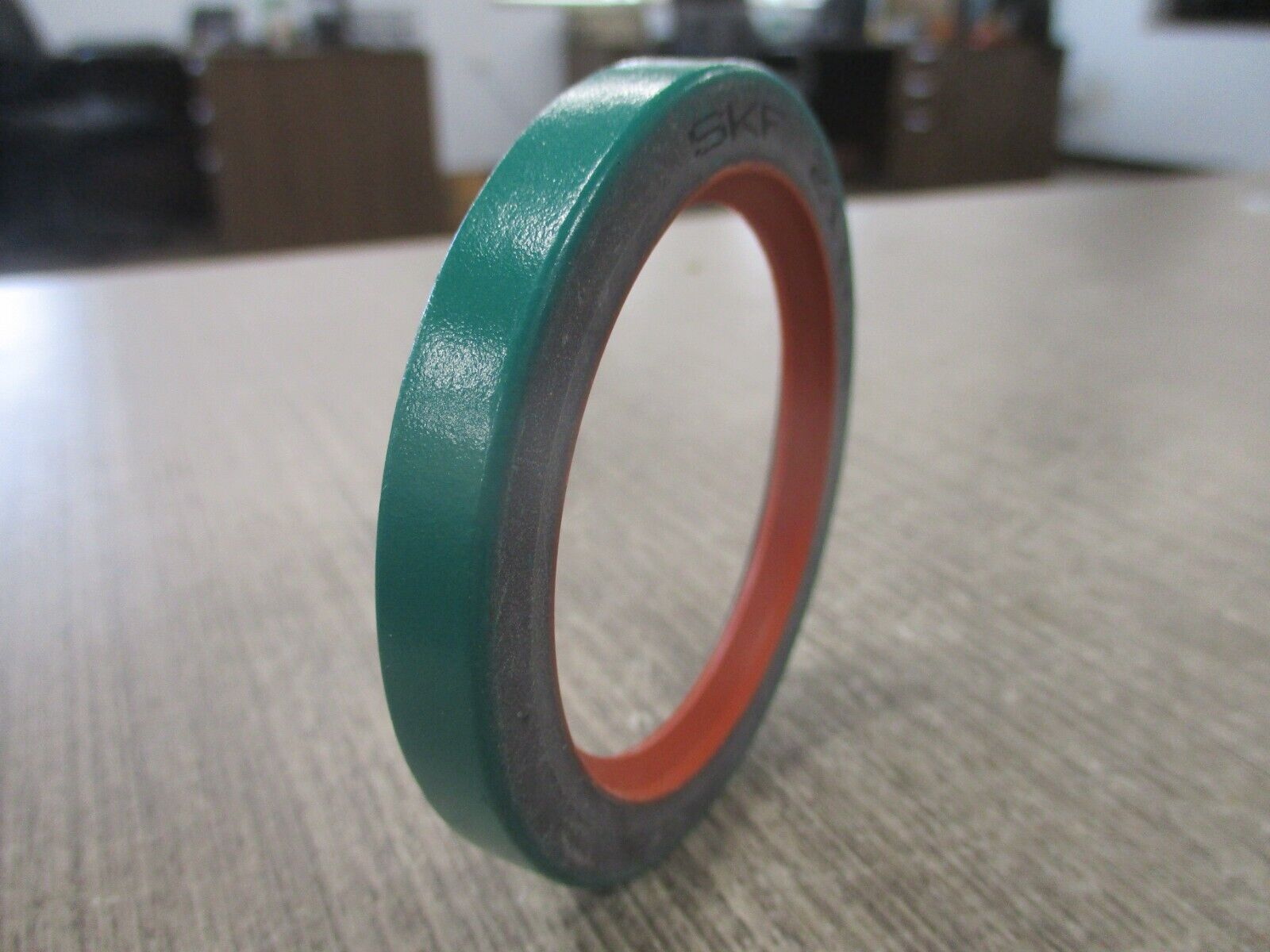 SKF CR Seal 21103 * Lot of 2 * New Surplus
