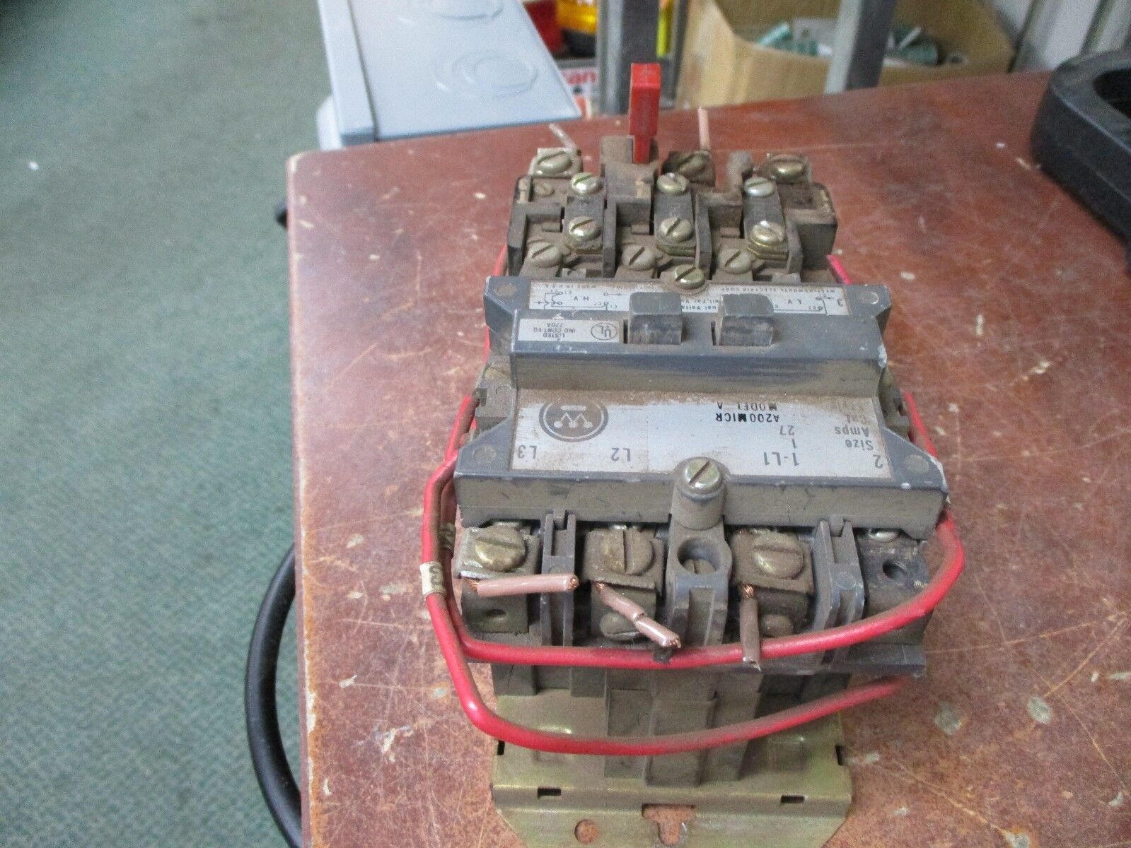 Westinghouse	Size 1 Contactor A200M1CR 27A 120/240V Coil 600V Used