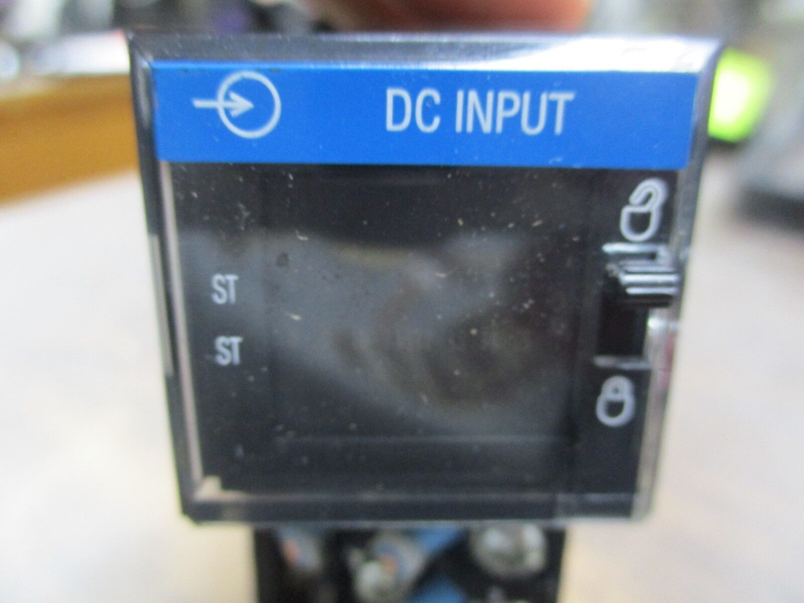 Allen-Bradley DC Input Module 1756-IB16 Series A Firmware 3.2 16 pt Used