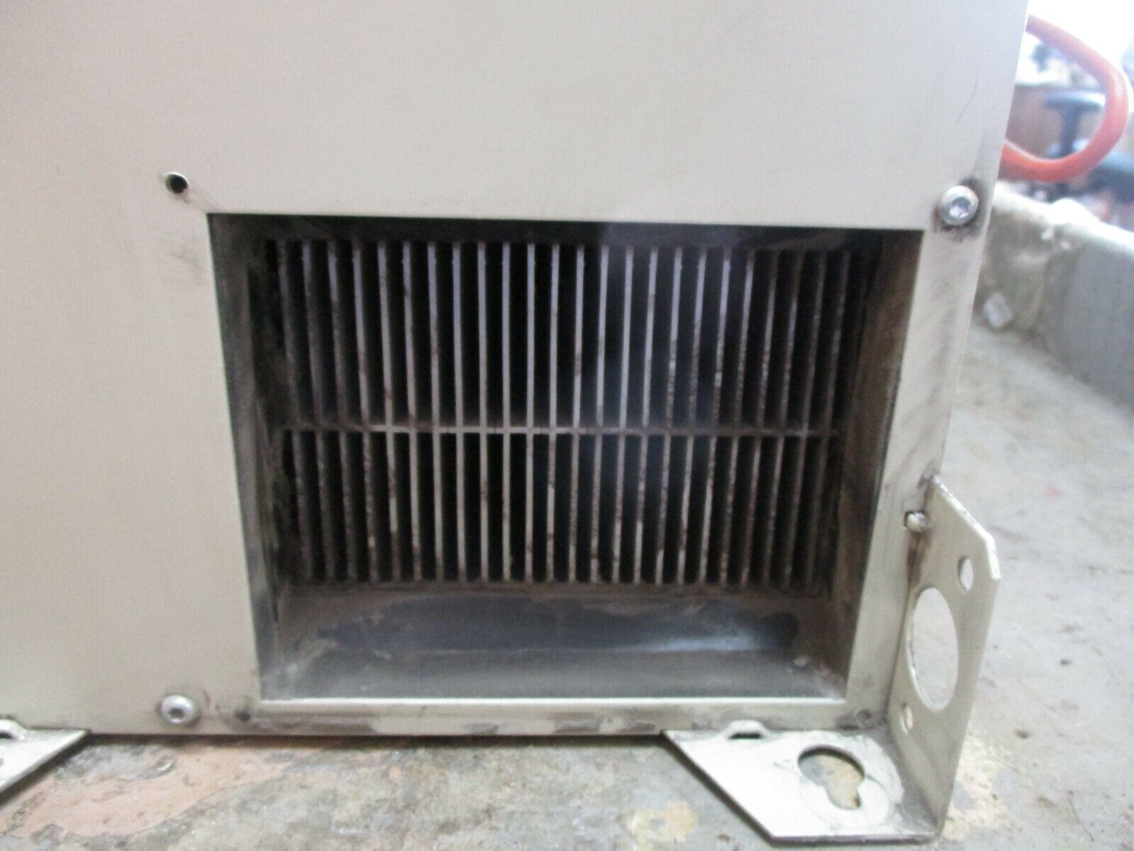 Square D AC Drive ATV66D46N4 40HP 3Ph *No Cover* w/ Keypad Used
