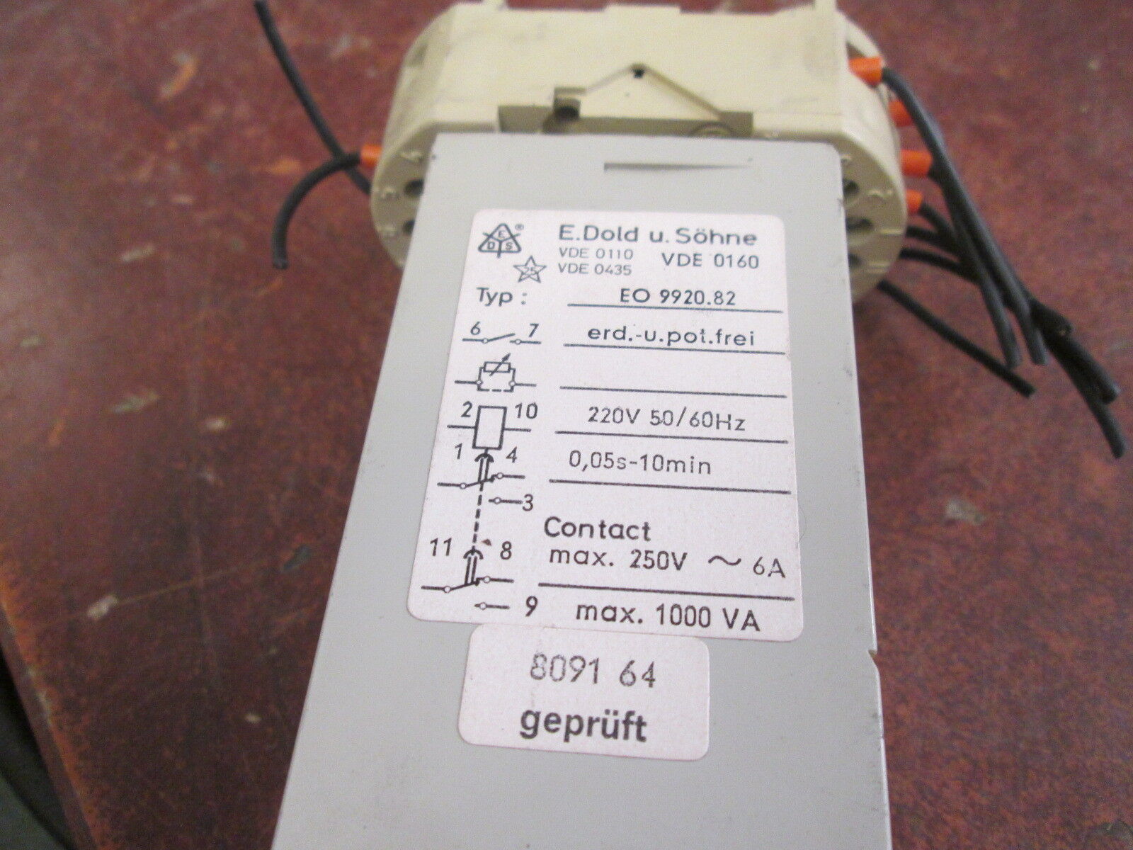 EDS Minitimer EO 9920.82 220V 50/60Hz Range: 1 sec-10min Used