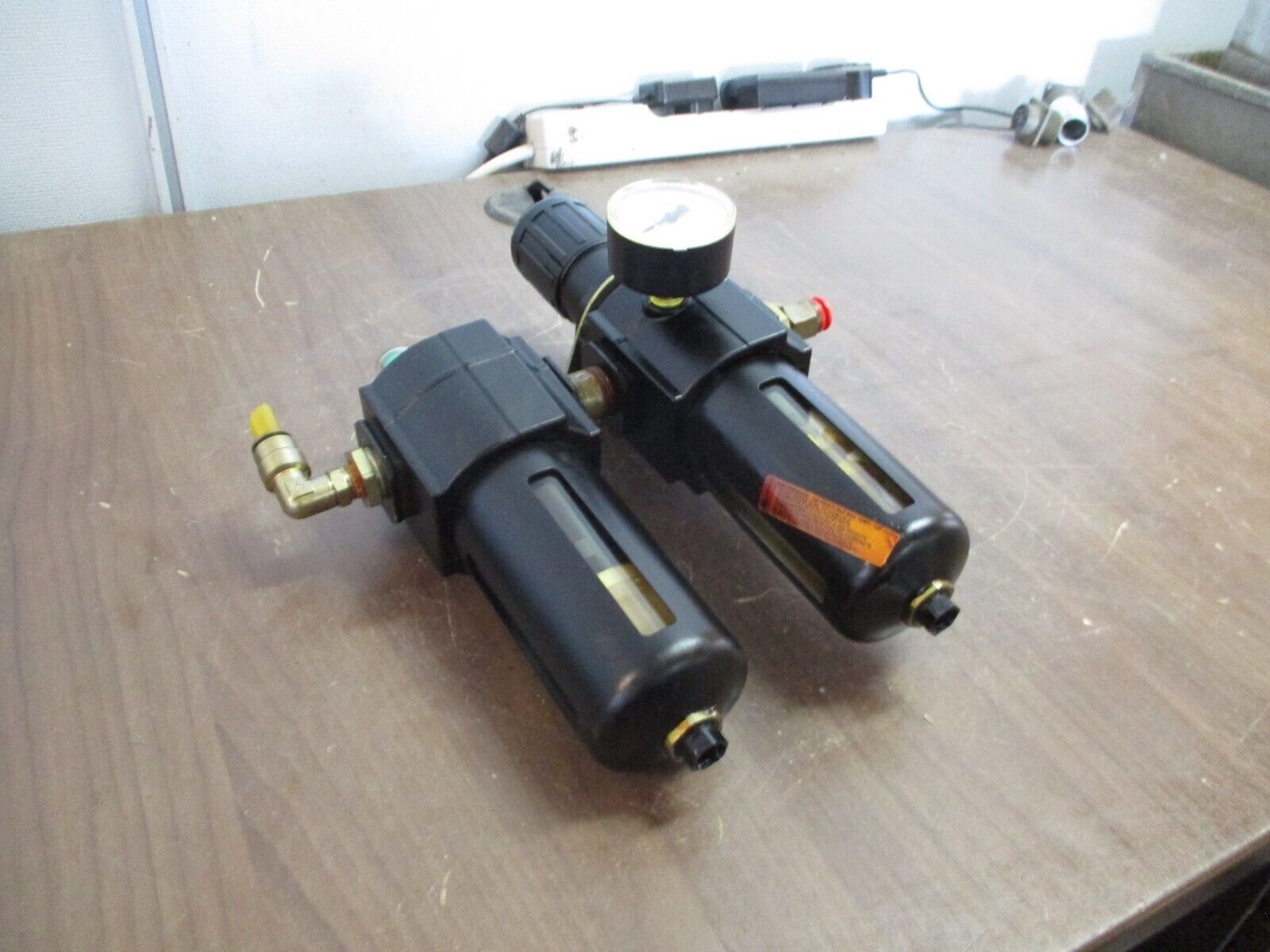Speedaire Filter Regulator 4ZL01 / 4ZL46 160PSIG Used