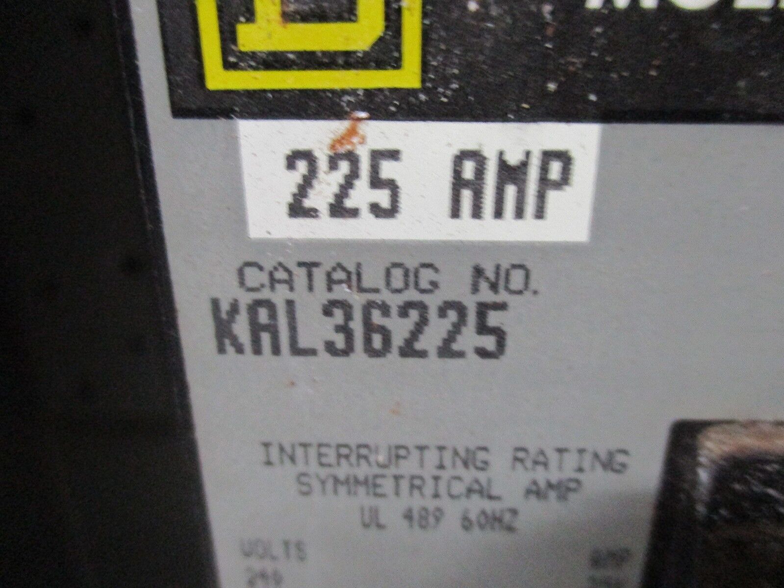Square D Enclosed Circuit Breaker KAL36225 225A 600V *Missing Cover Screw* Used