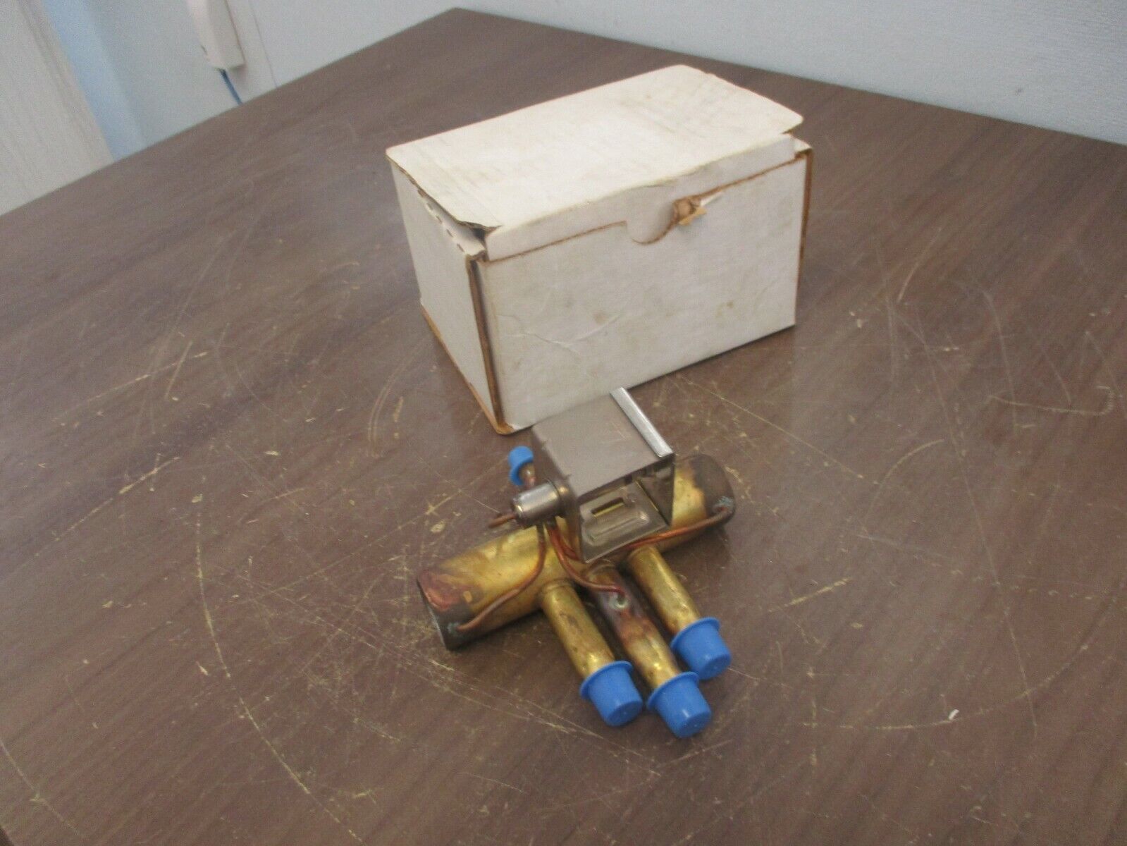 McQuay Reversing Valve 066533601 New Surplus