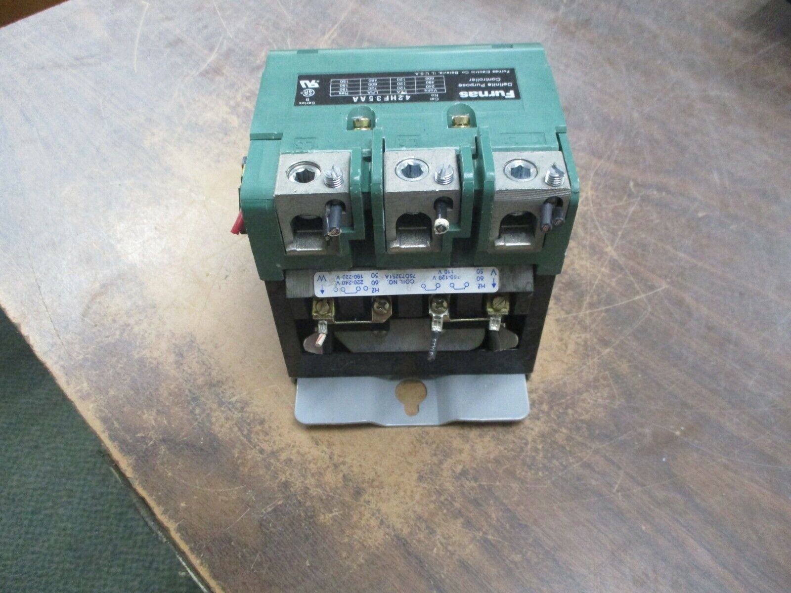 Furnas  Controller  42HF35AA  120A  600V  110-120/220-240V Coil  Used