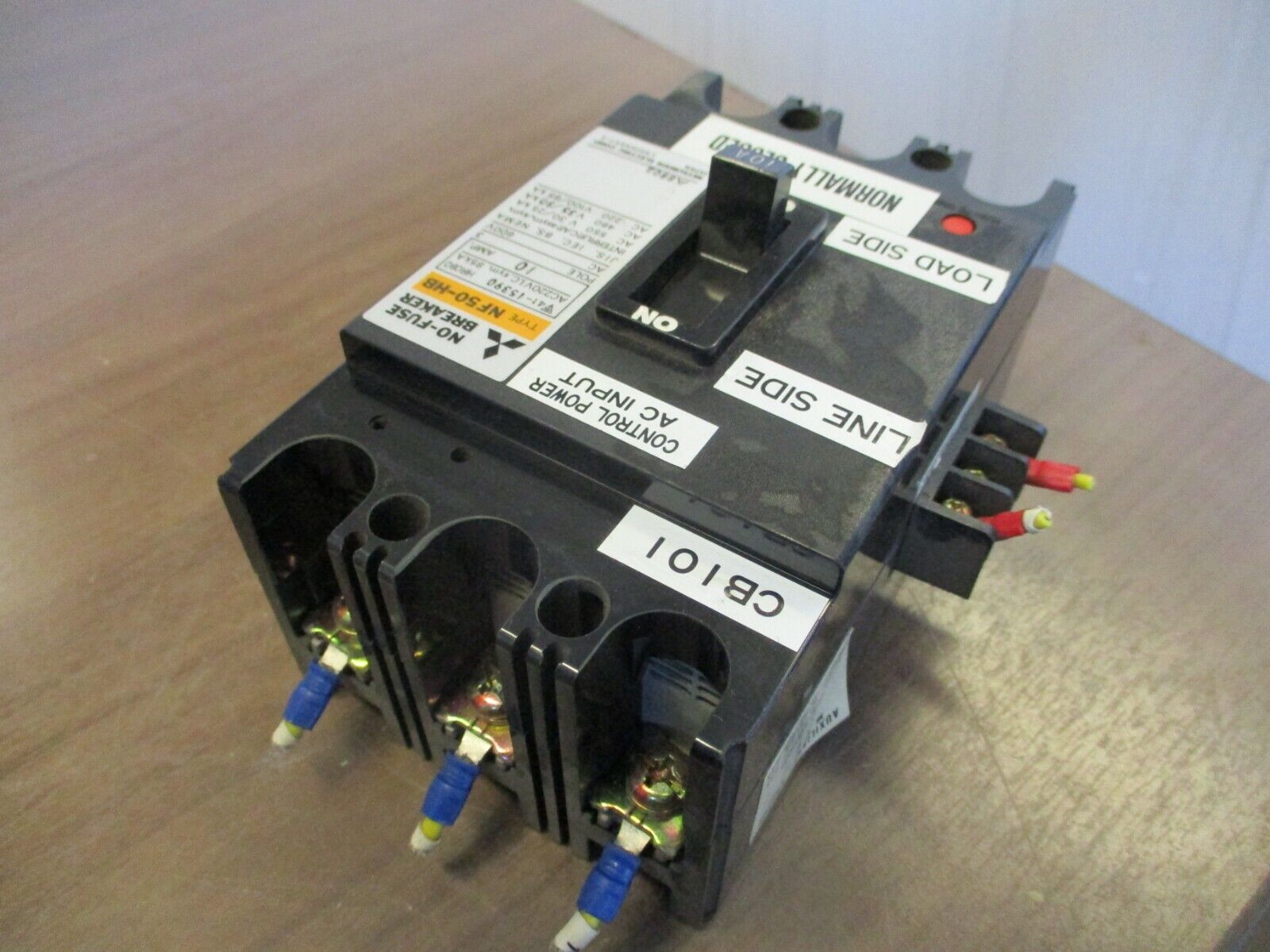 Mitsubishi Circuit Breaker NF50-HB 10A 600V 3P Used