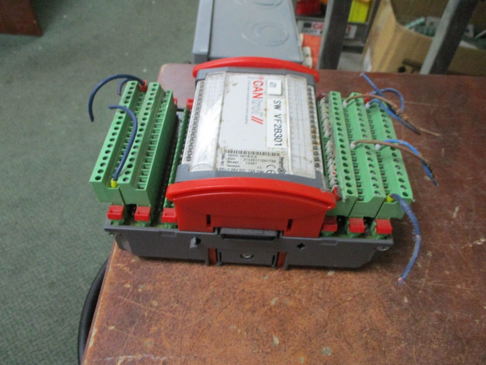 Berghof Control QDIO 16/16-0.5 Model 13351 24VDC 12A Used