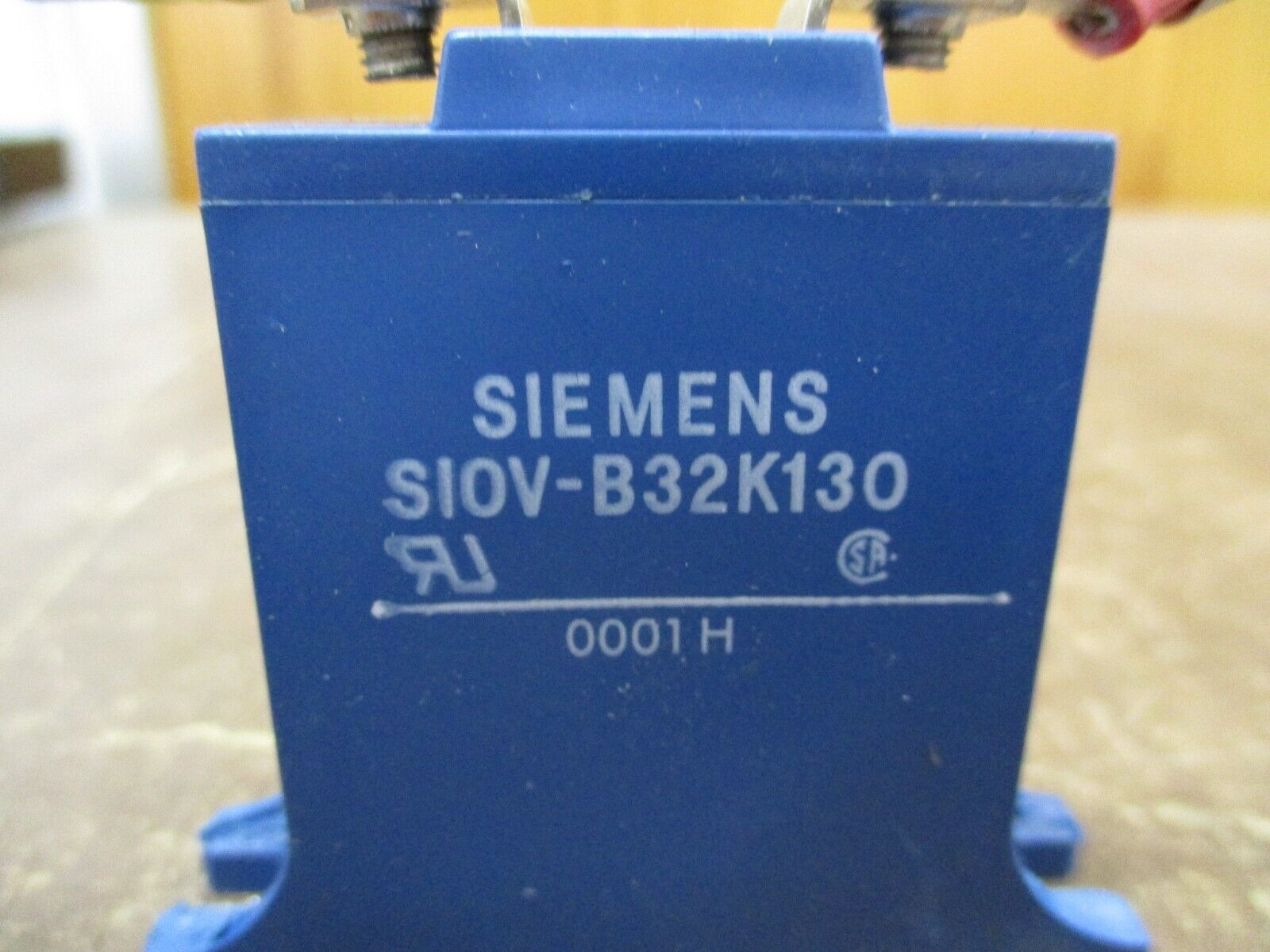 Siemens Varistor SI0V-B32K130 Used