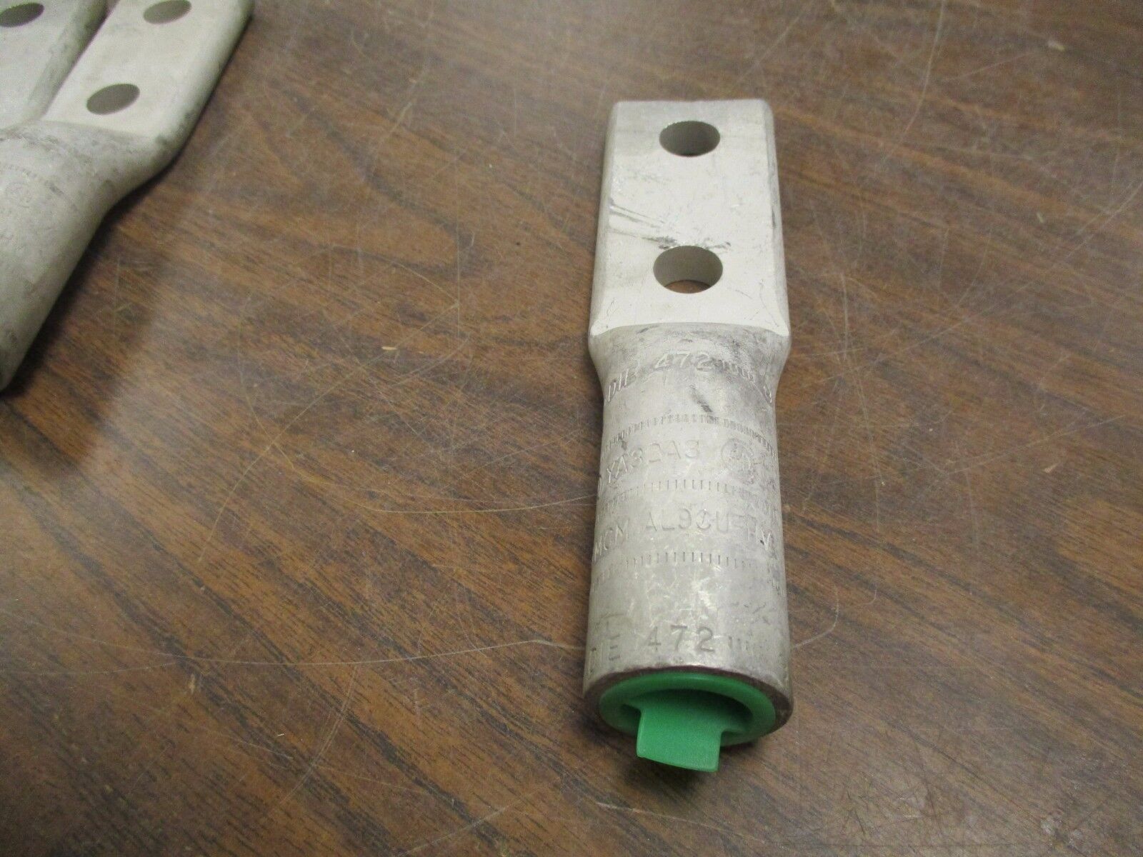 Burndy Crimp Lug YA32A3 400MCM AL9CU-HV *Lot of 4* New Surplus