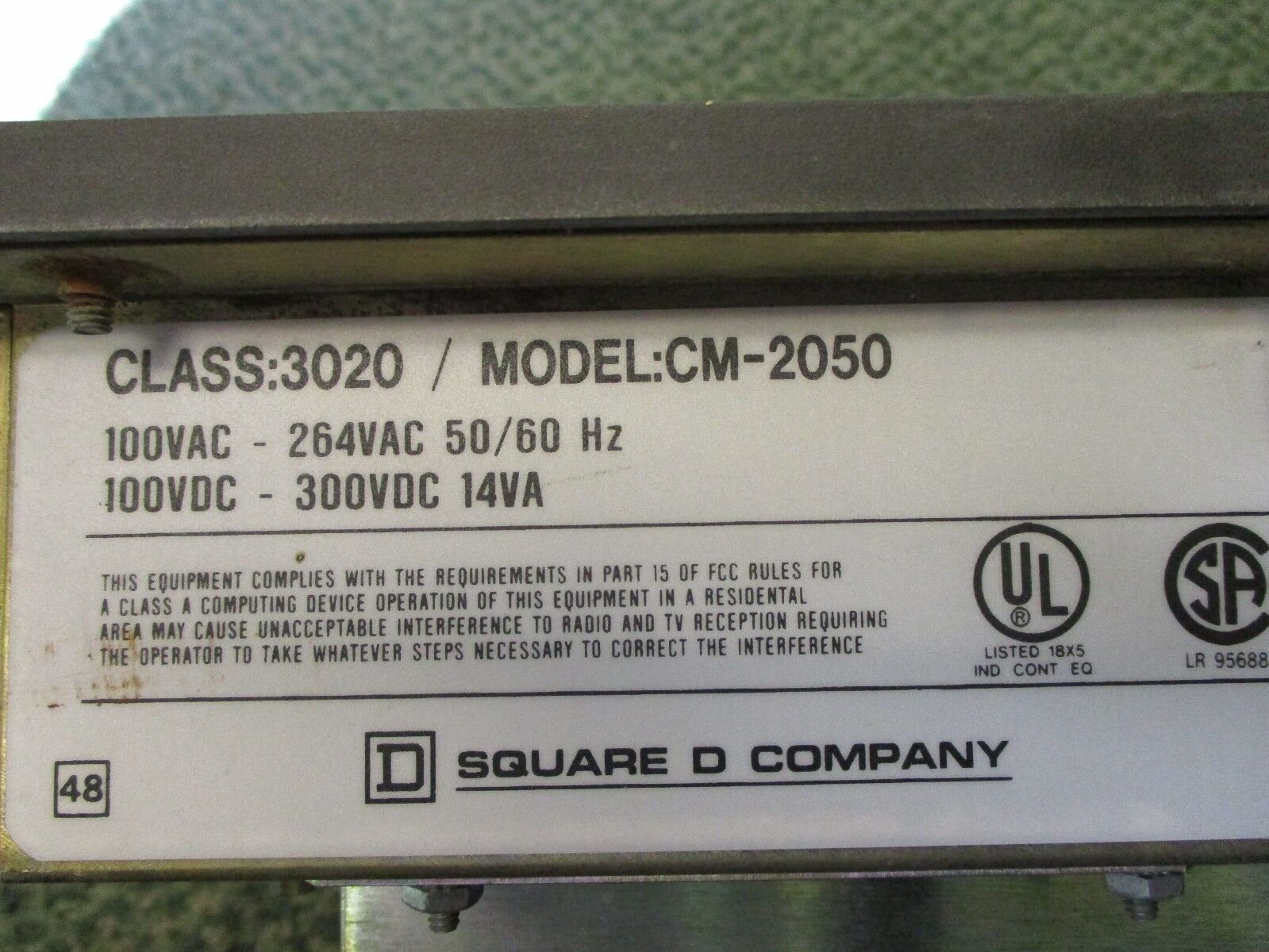 Square D Power Logic Circuit Monitor 3020 CM-2050 w/ 3020 IOM-4444-20 Module