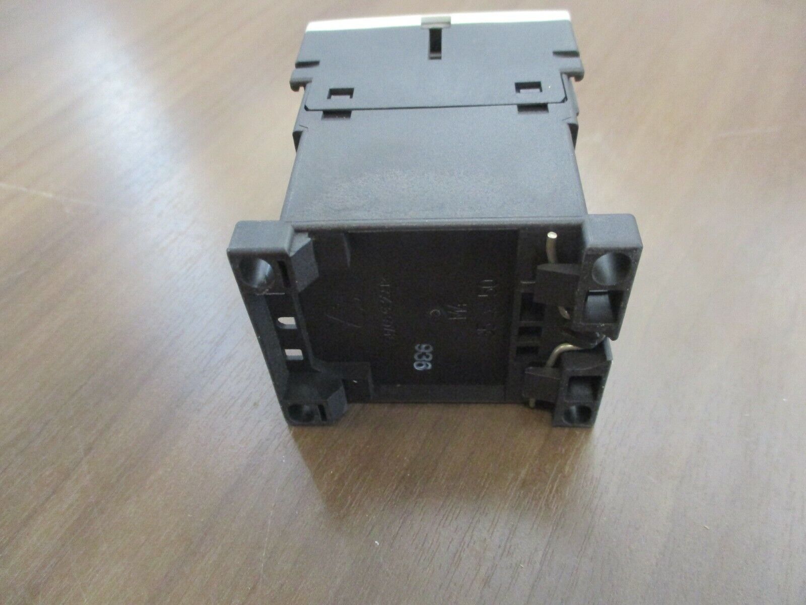 Siemens Sirius Contactor 3RT1016-1AV01 400V Coil Used