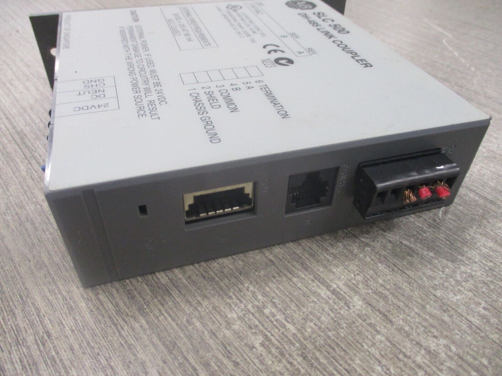Allen-Bradley SLC 500 DH-485 Link Coupler 1747-AIC Ser. B 24VDC 190mA Used