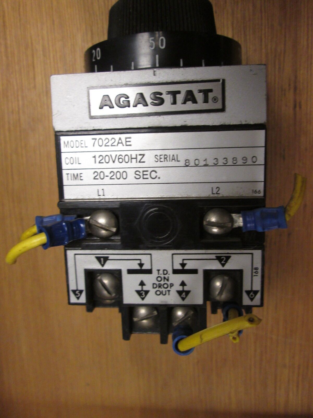 Agastat  Timer  7022AE  Range 20-200 sec  120V Coil  60Hz  Used