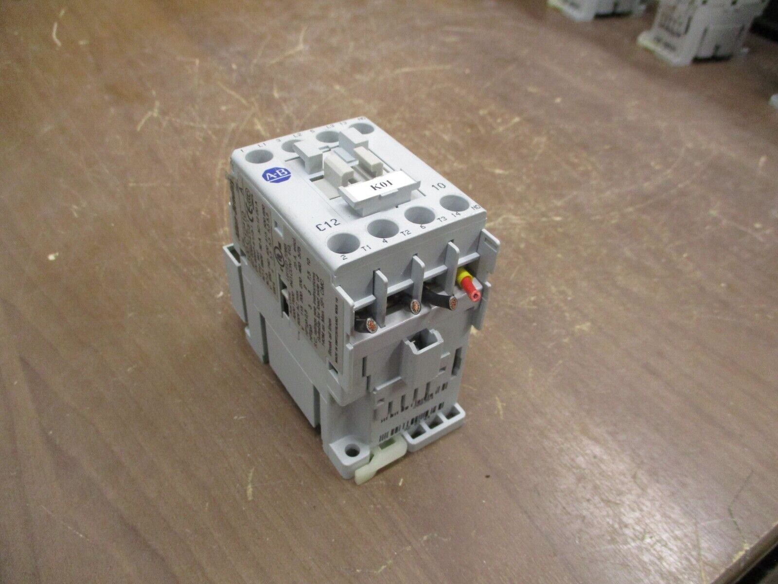 Allen-Bradley Contactor 100-C12*10 24V Coil 25A 600V *Chipped Top* Used