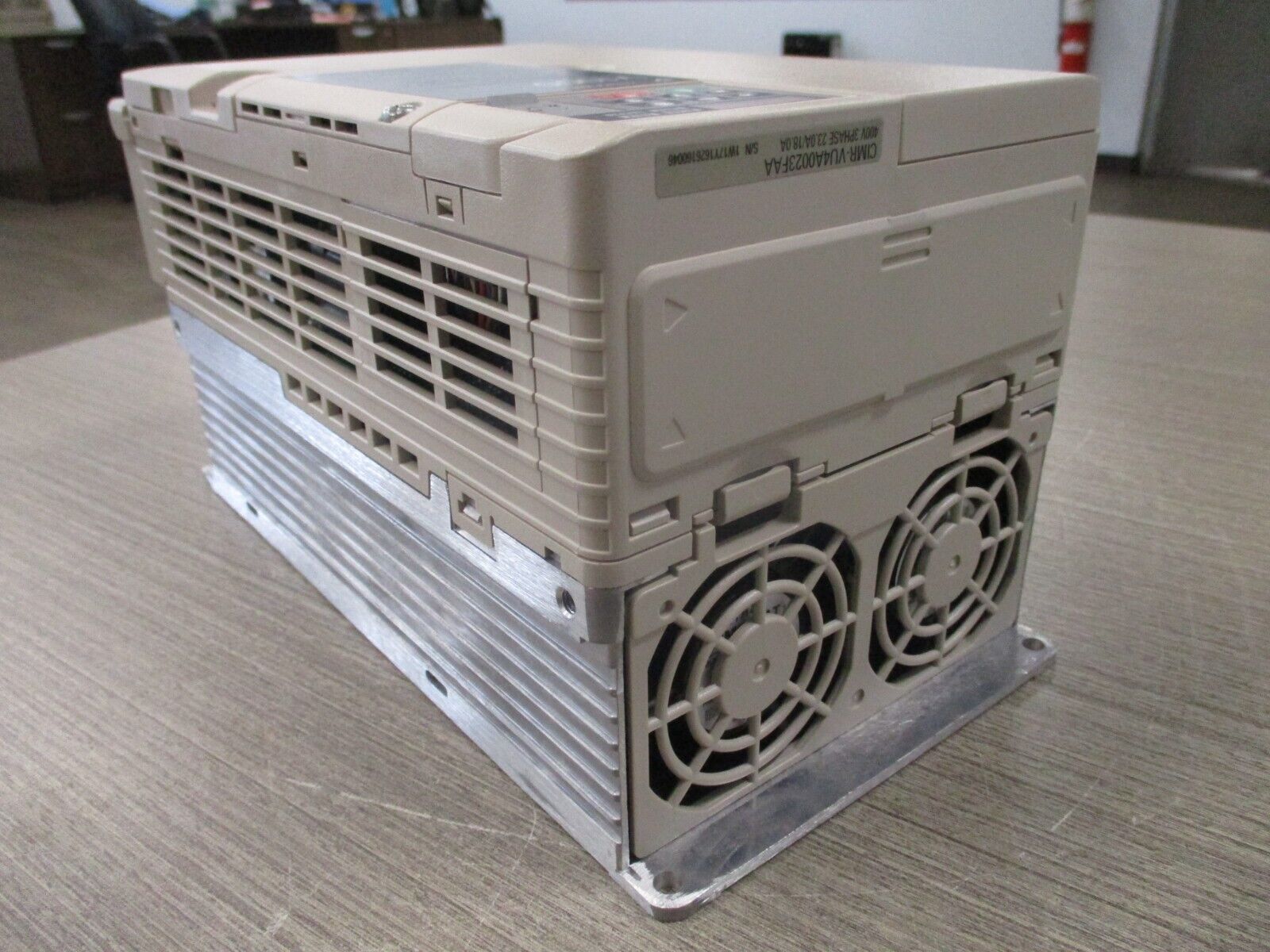 Yaskawa V1000 AC Drive CIMR-VU4A0023FAA Rev. D 10HP 380-480V New Surplus