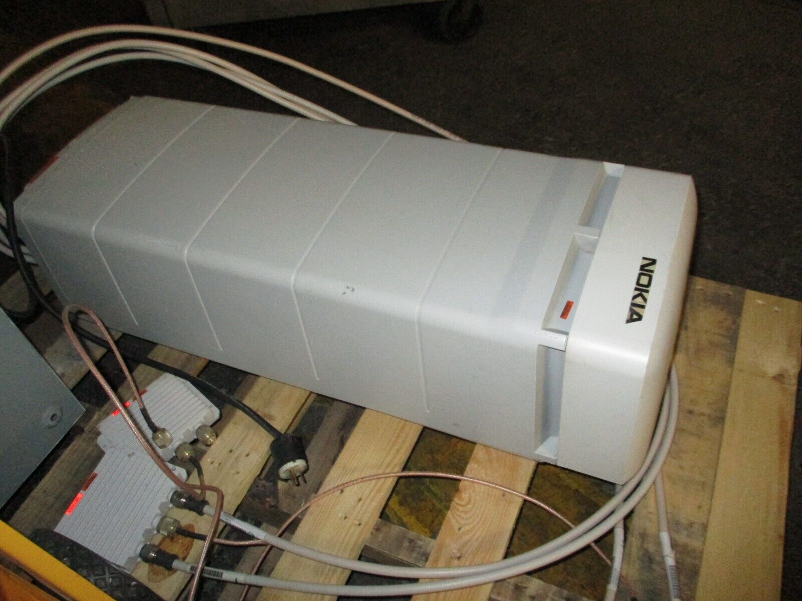 Nokia Edge Metrosite Assembly BTS w/ (4) CVSB Modules Used