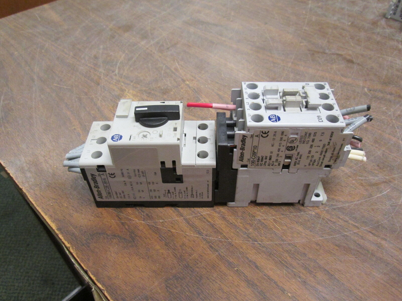 Allen-Bradley Starter 100-C09*10 / 140M-C2E-B16 120V Coil 25A 600V Trip: 1-1.6A