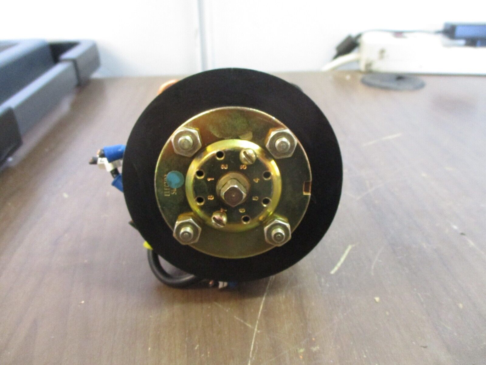 Electroswitch Series 24 Voltmeter Rotary Switch 2404C Used