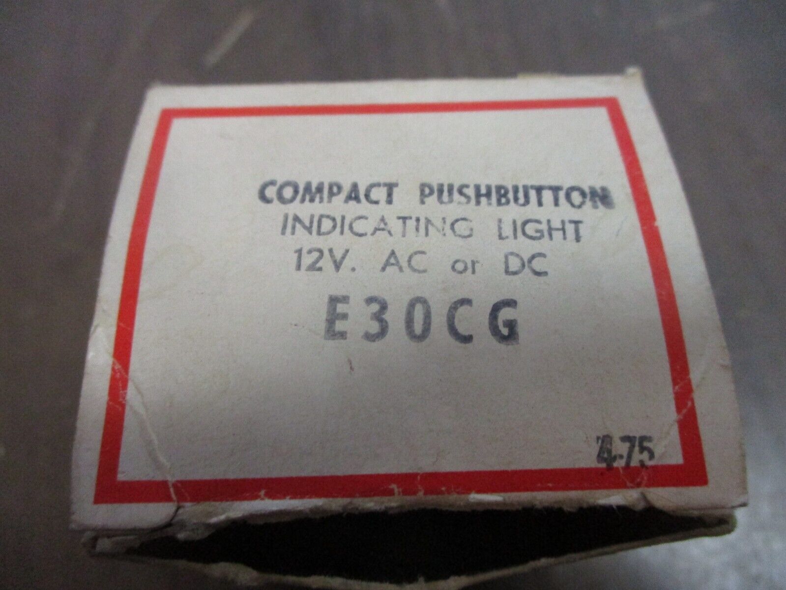 Cutler-Hammer Compact Pushbutton Indicating Light E30CG 12V New Surplus