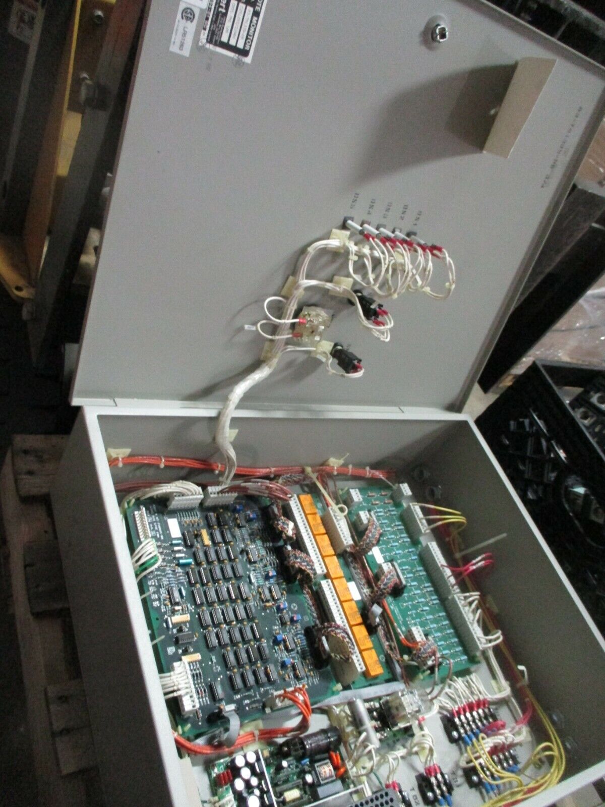 Liebert Load Bus Synchronization Remote Monitor Panel 83-791339-08 Used