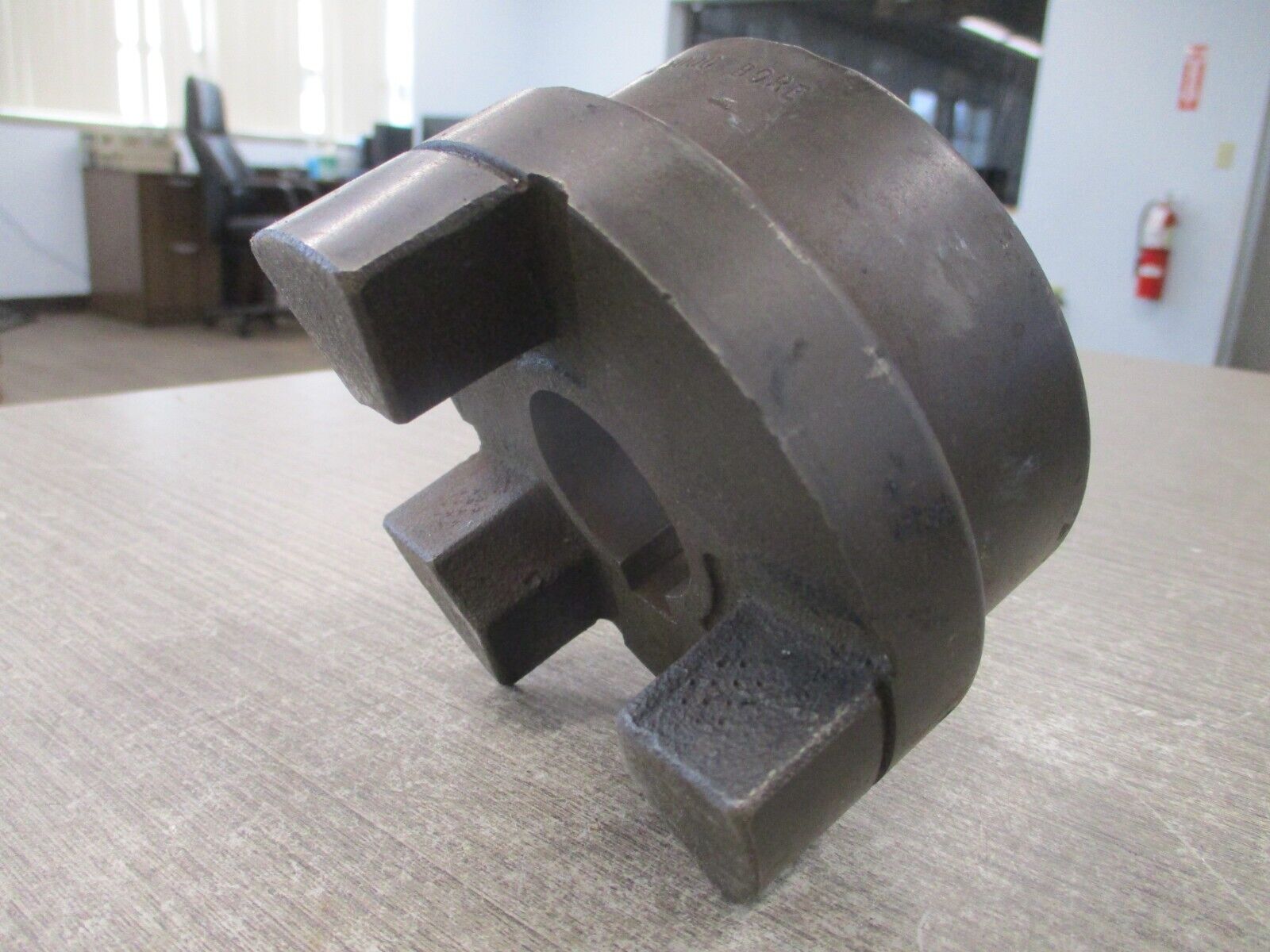 Lovejoy Jaw Coupling Hub L190 Bore: 1 1/2" Used