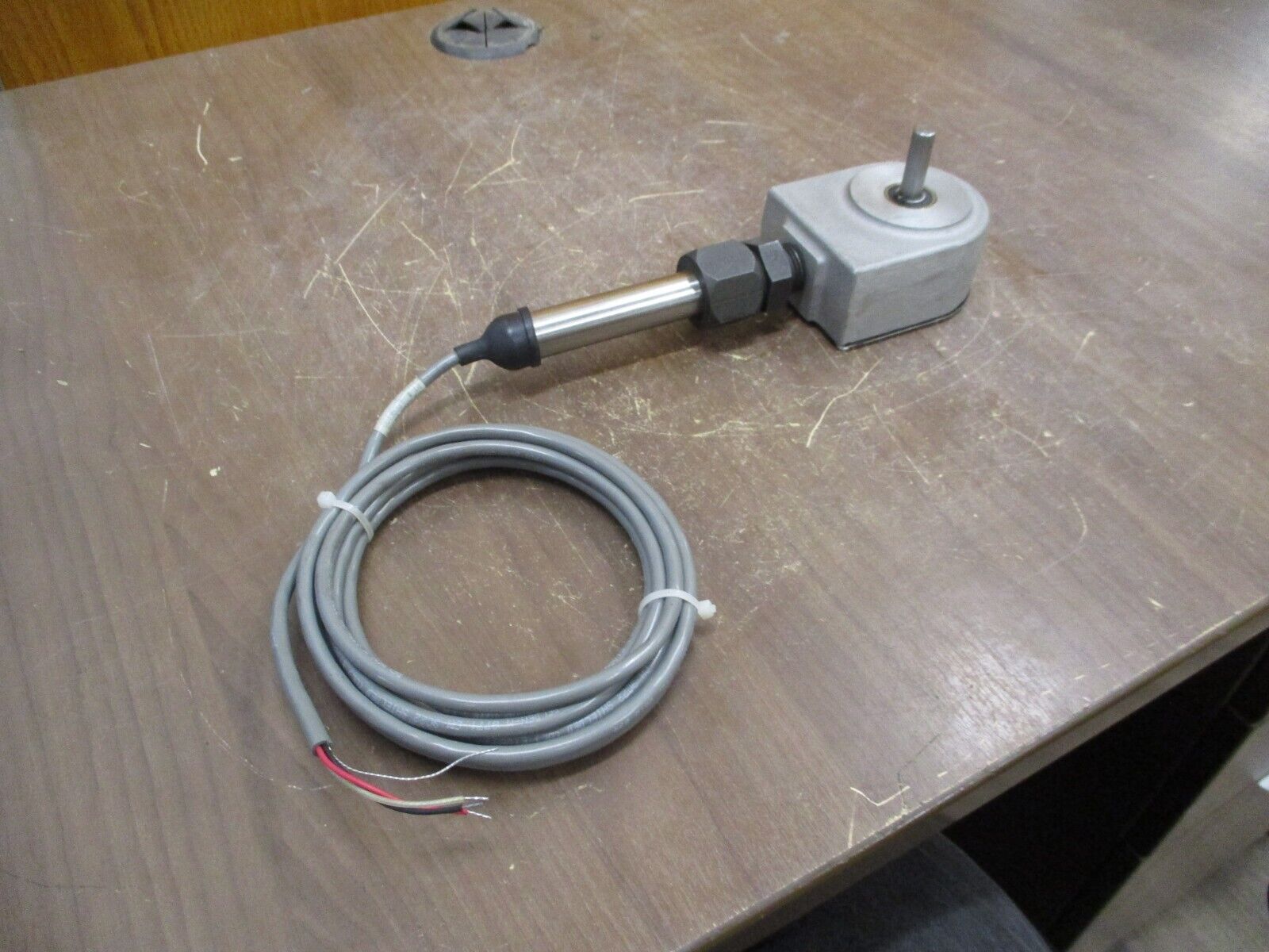 Red Lion Controls Wheel Sensor LSCSF100 *No Box* New Surplus