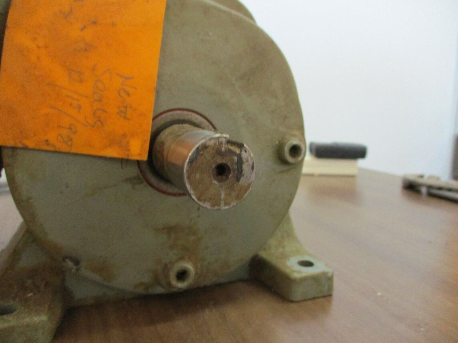 US Motors Syncrogear Module E433V09V223R016F Ratio: 21:1 1.5HP Input Used