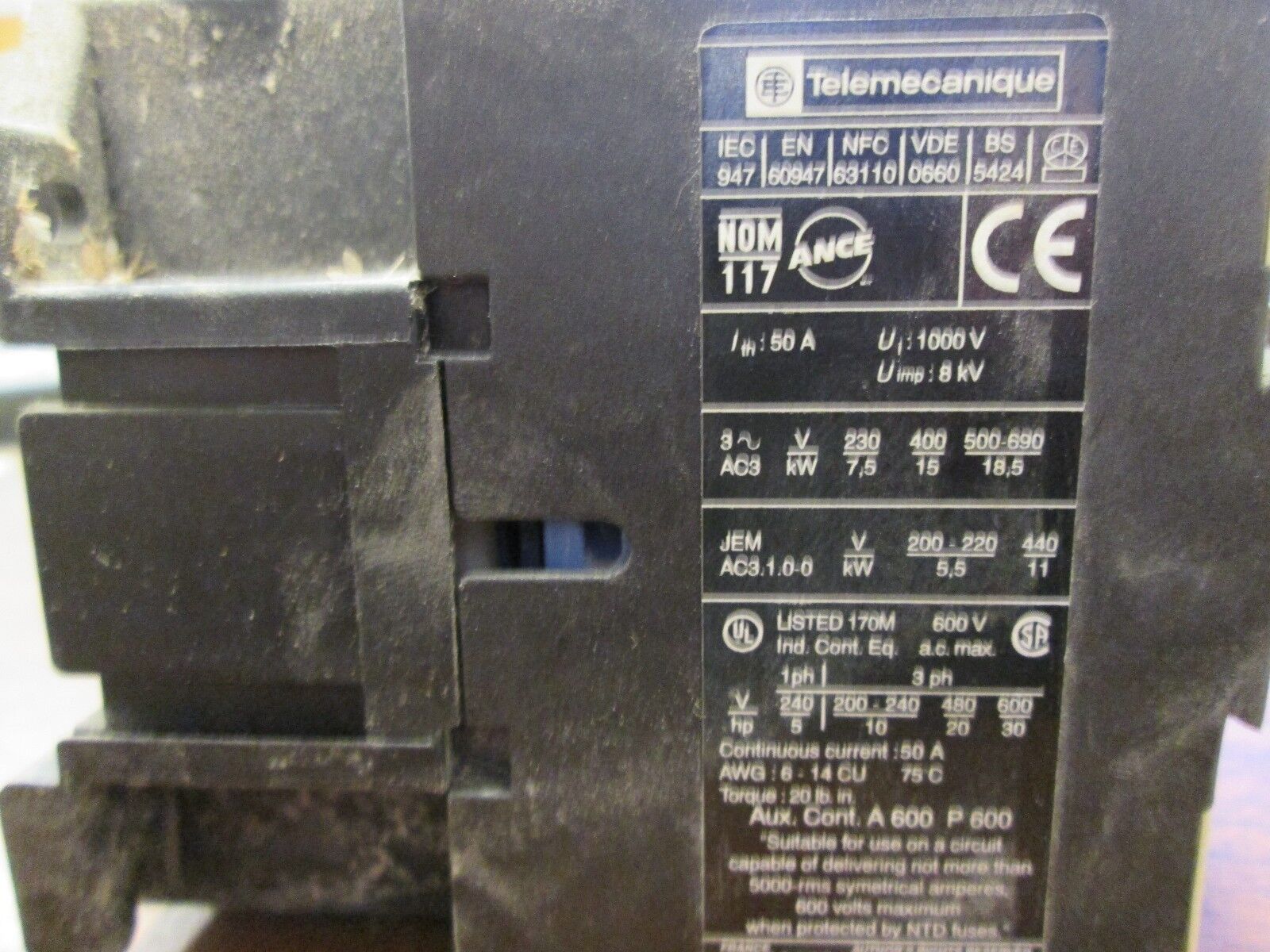 Telemecanique Contact LC1 D3201 120V Coil Used