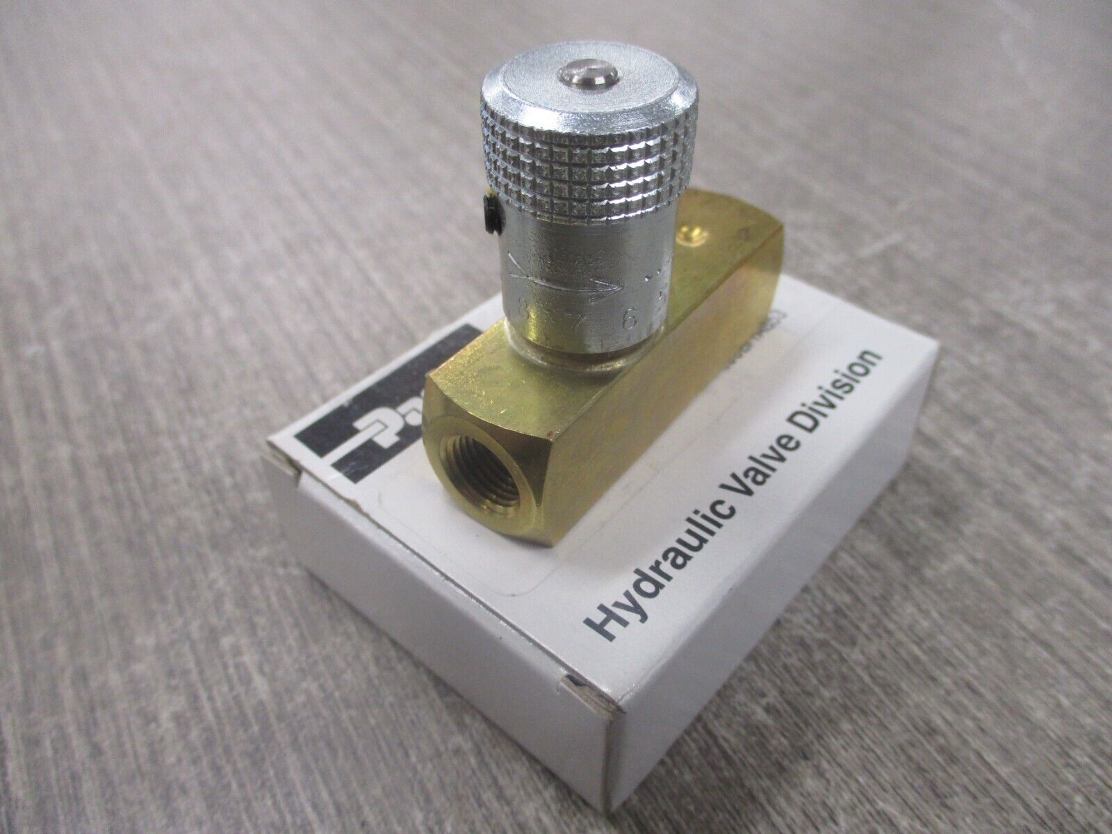 Parker Flow Control Valve 1A853 New Surplus