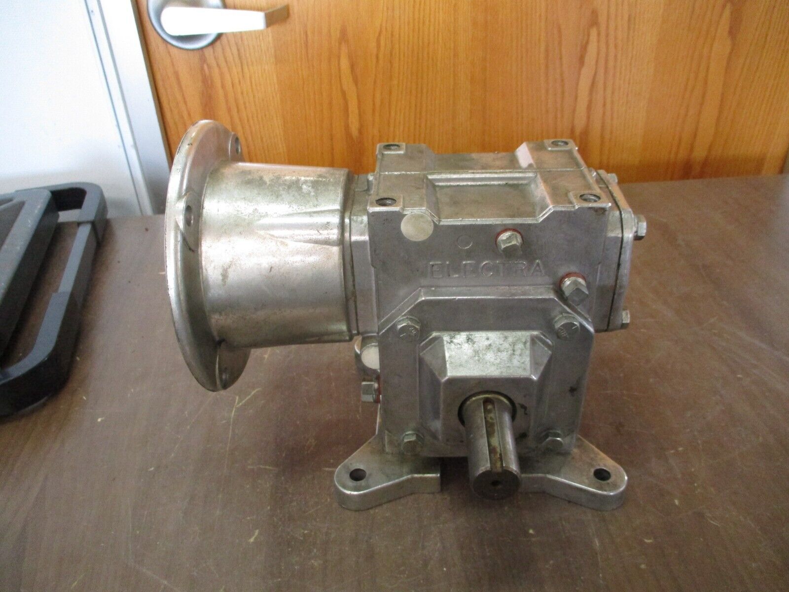 Electra-Gear Aluminum Reducer 21ALC1450R/F Ratio 50:1 Frame: 7709324 Used