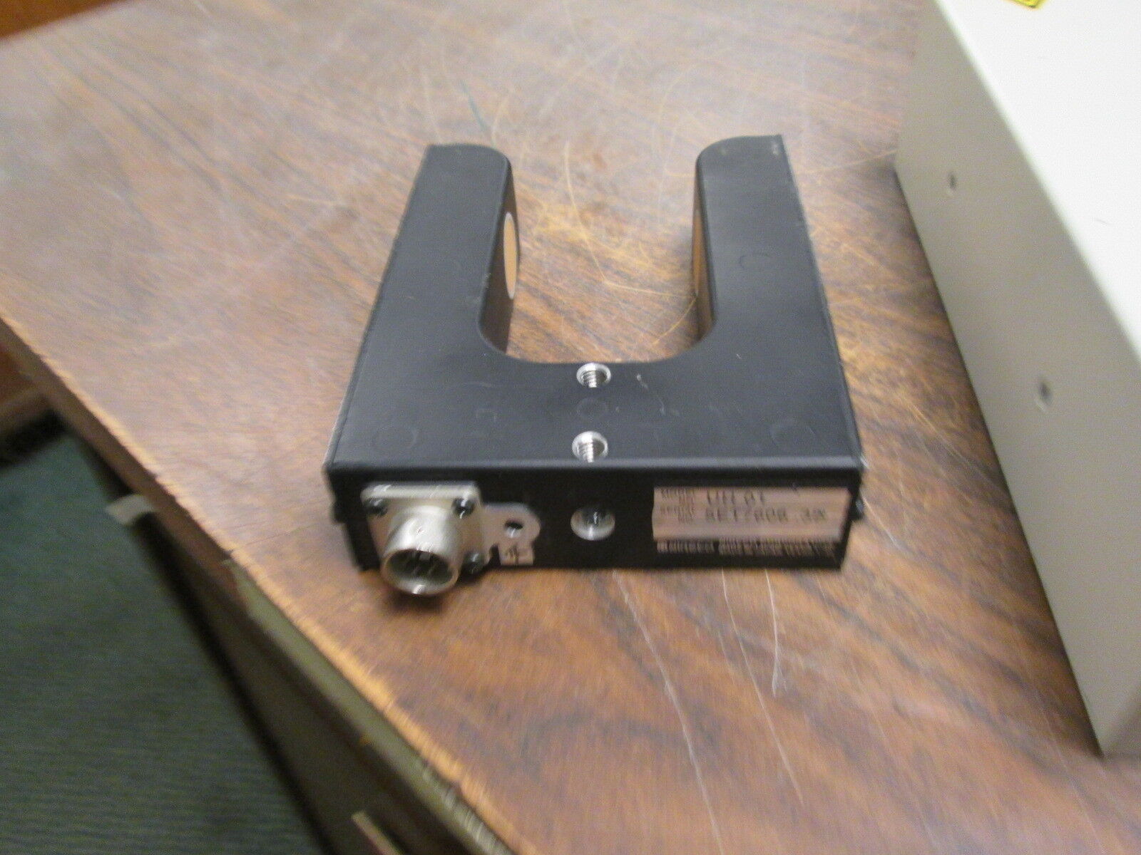 Nireco Liteguide Amplifier w/ Sensor AE120/UH01 100-240VAC 50/60Hz Used