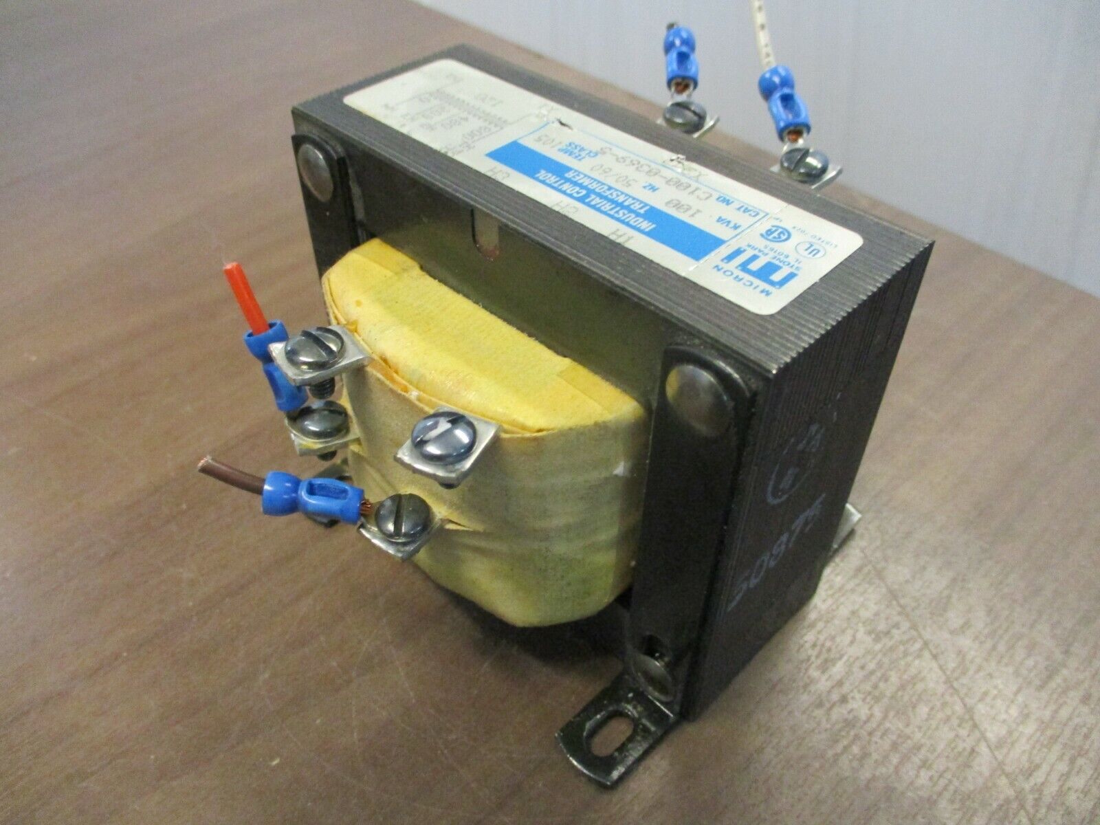 Micron Control Transformer C100-0369-5 0.100kVA Pri: 208/480/600V Sec: 120V Used