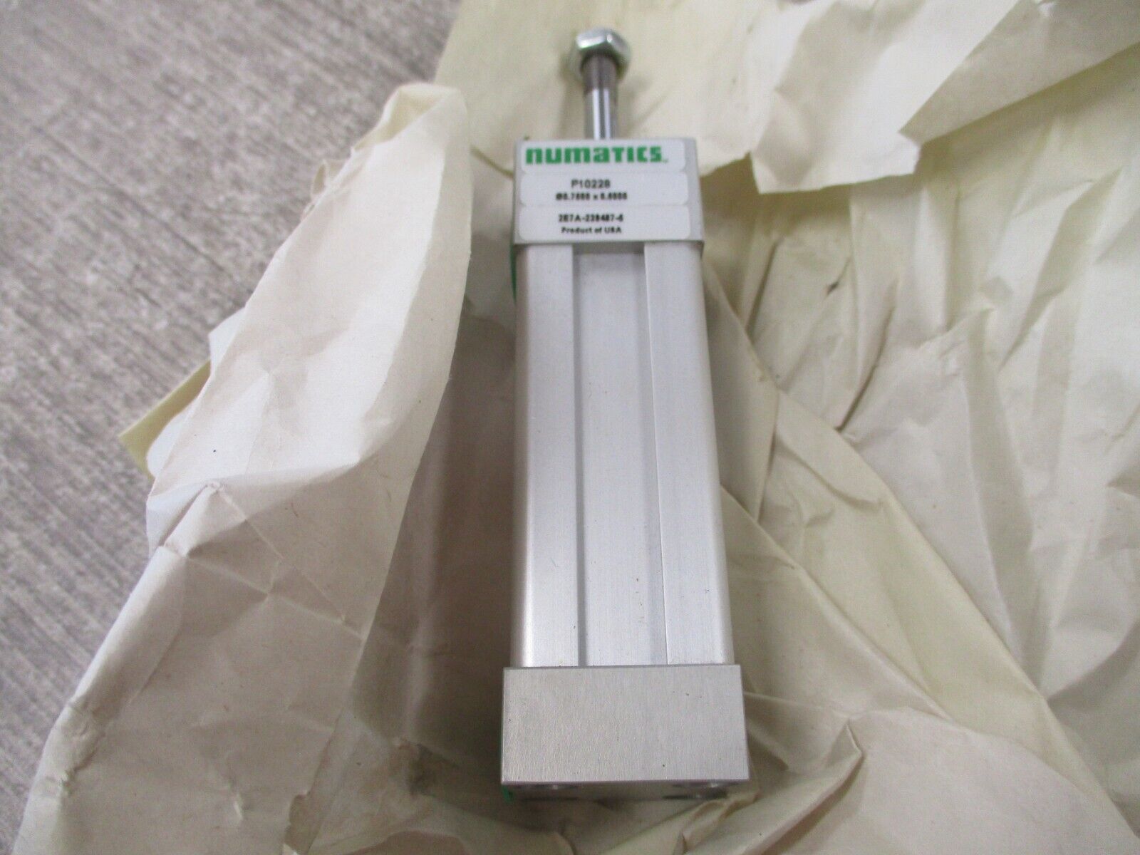 Numatics Pneumatic Cylinder P10228 0.7500 x 0.5000 *No Box* New Surplus