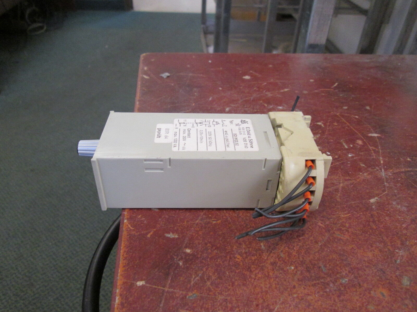 EDS Minitimer EO 9920.82 220V 50/60Hz Range: 1 sec-10min Used