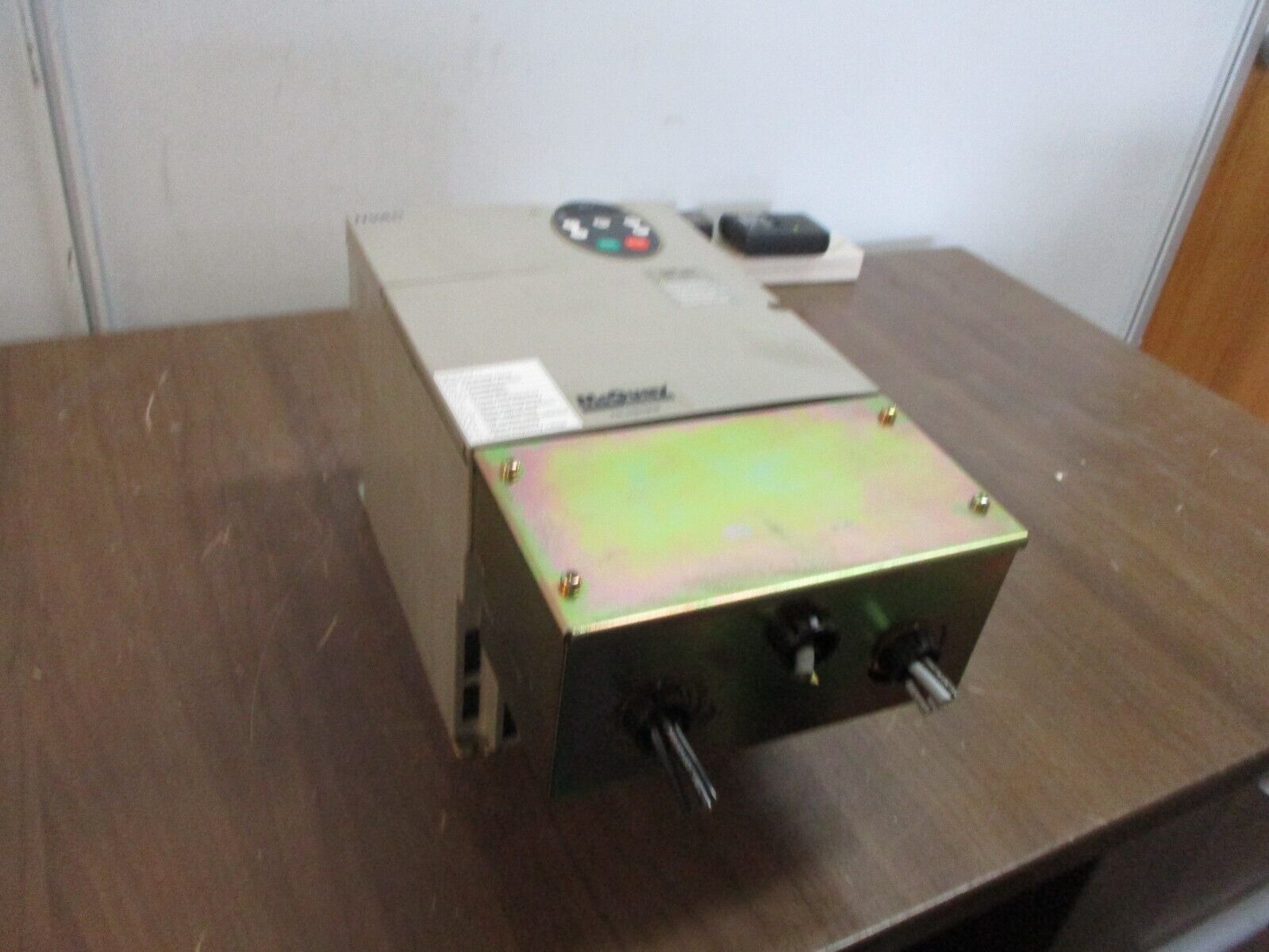 Telemecanique AC Drive ATV21HD11N4 15HP 3Ph Output: 380/480V 3Ph 0.5/200Hz 22.5A