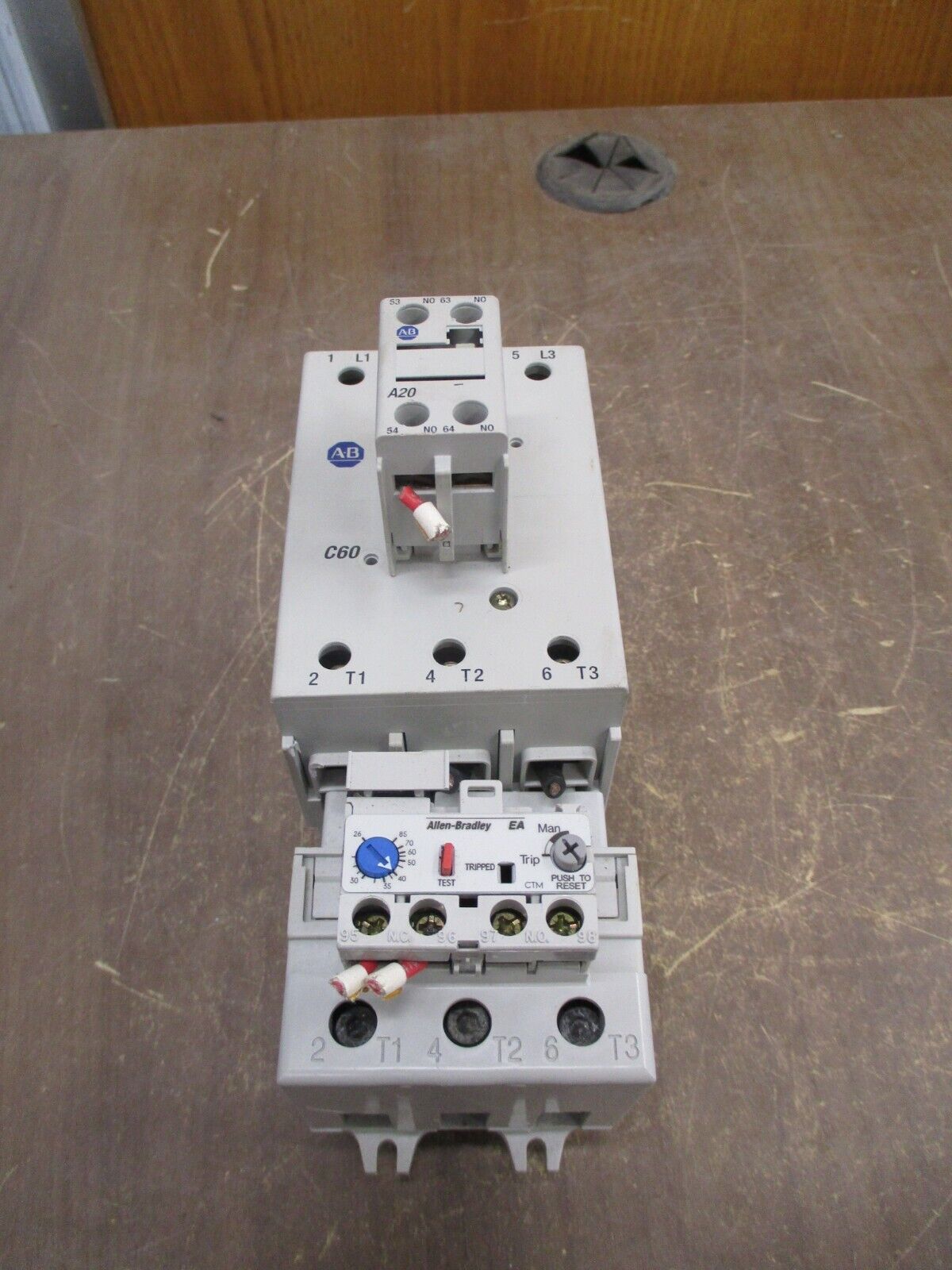 Allen-Bradley Starter 100-C60*00/193-EA2KE 120V Coil Trip: 26-85A 600V Used