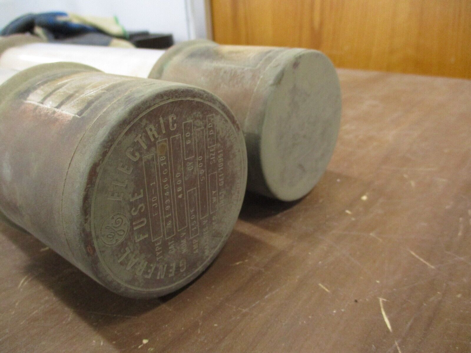 GE Type EJ0-1 Fuse 6193406G18 4.8kV 150E 60Hz Used