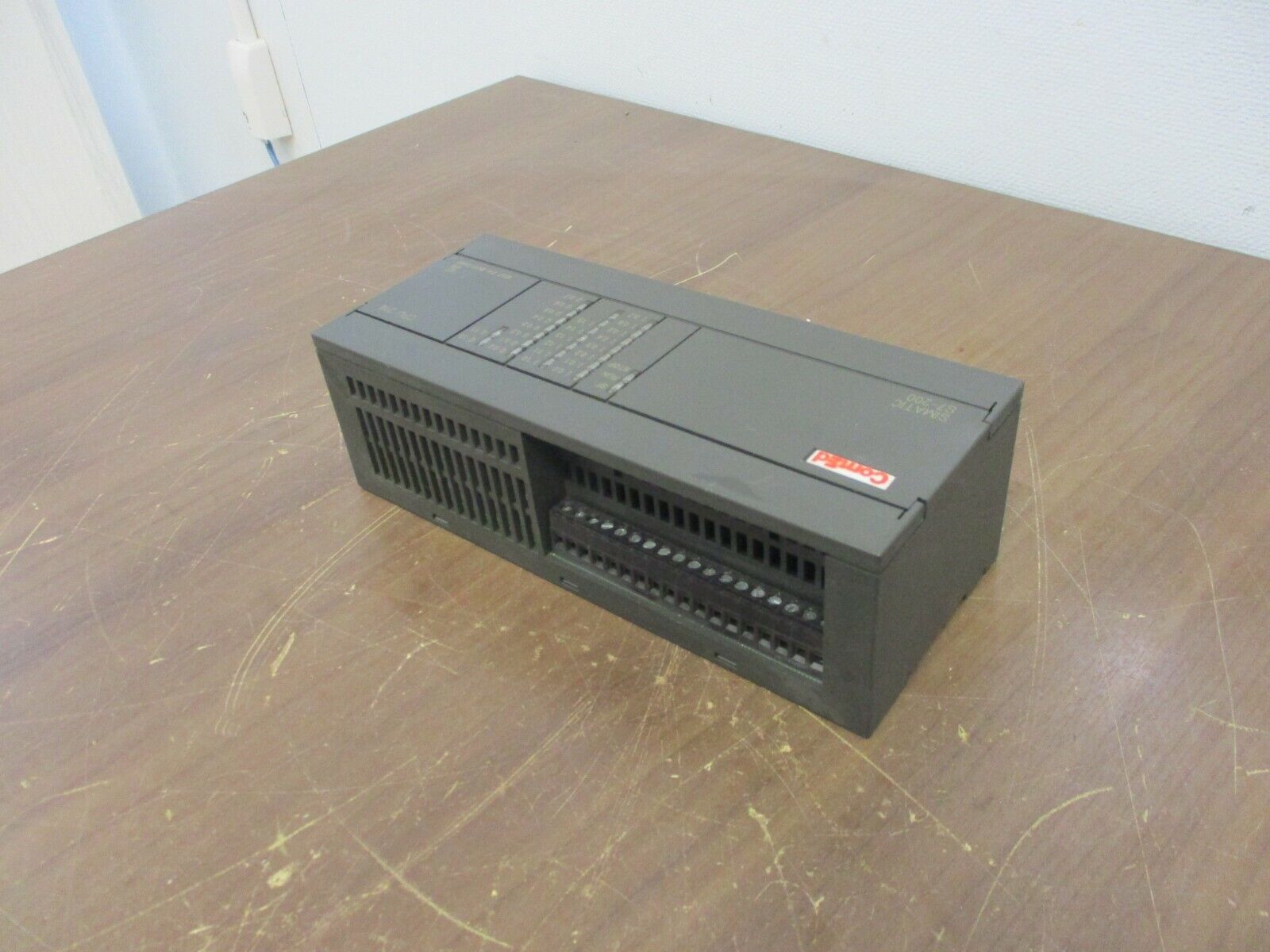 Siemens CPU 214 Controller 6ES7 214-1BC01-0XB0 E-Stand: 06 85-264VAC Used