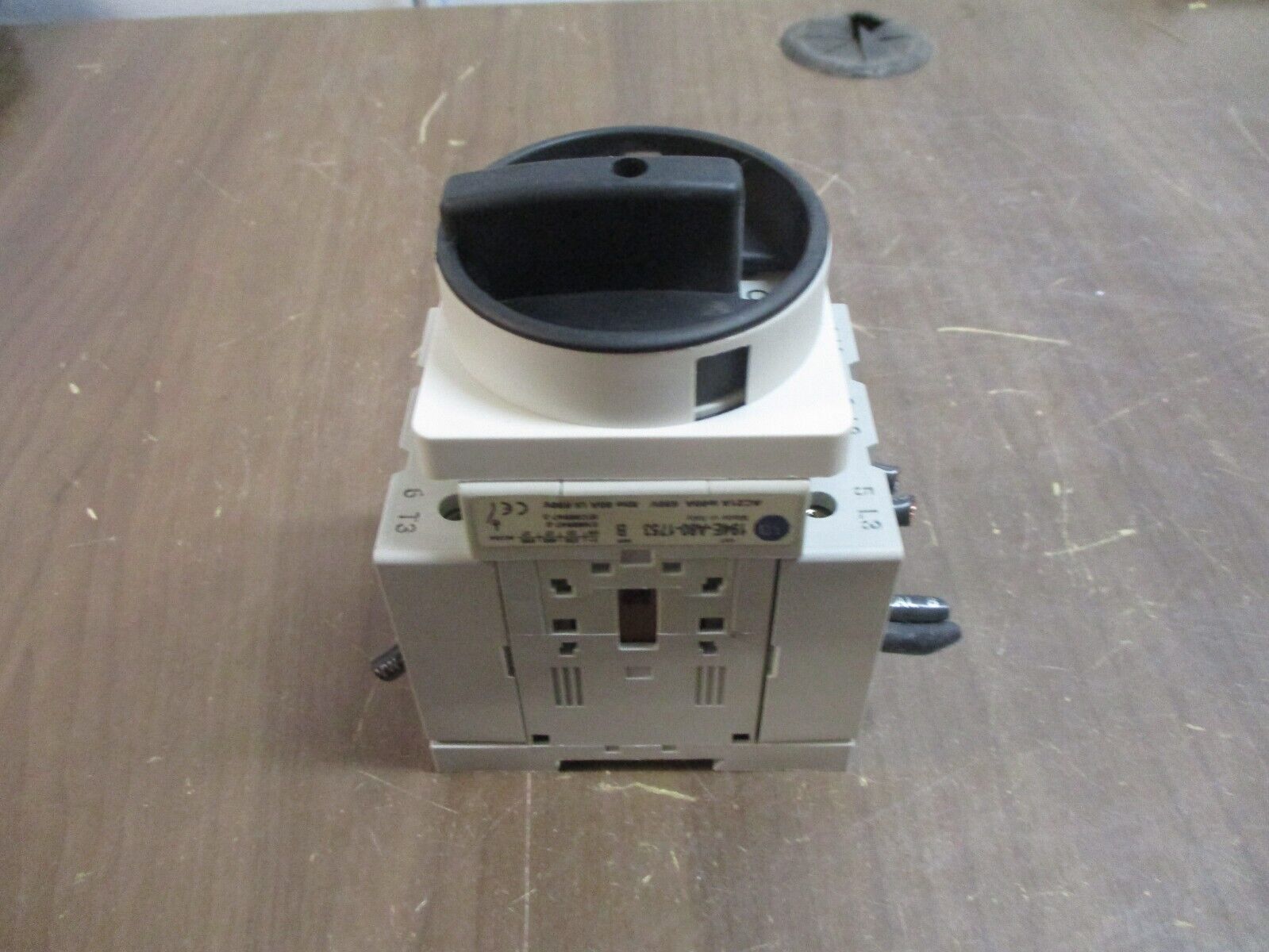Allen-Bradley Disconnect Switch 194E-A80-1753 Ser. B 80A 600V Used