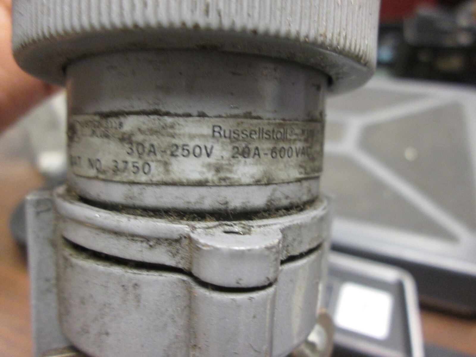 RussellStoll  Plug  3750  20A @ 600V  30A @ 250V  3W  Used