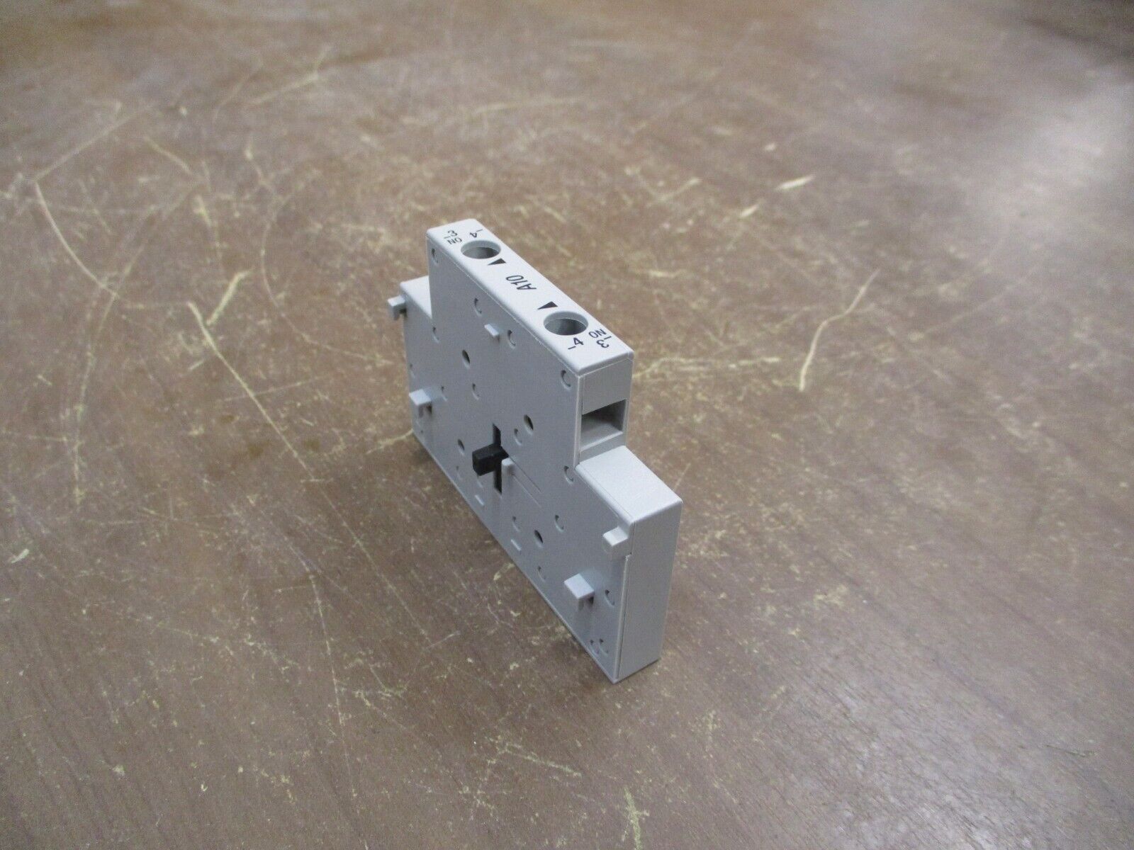Allen-Bradley Auxiliary Contact 100-SA10 Ser. B 1 N.0. New Surplus