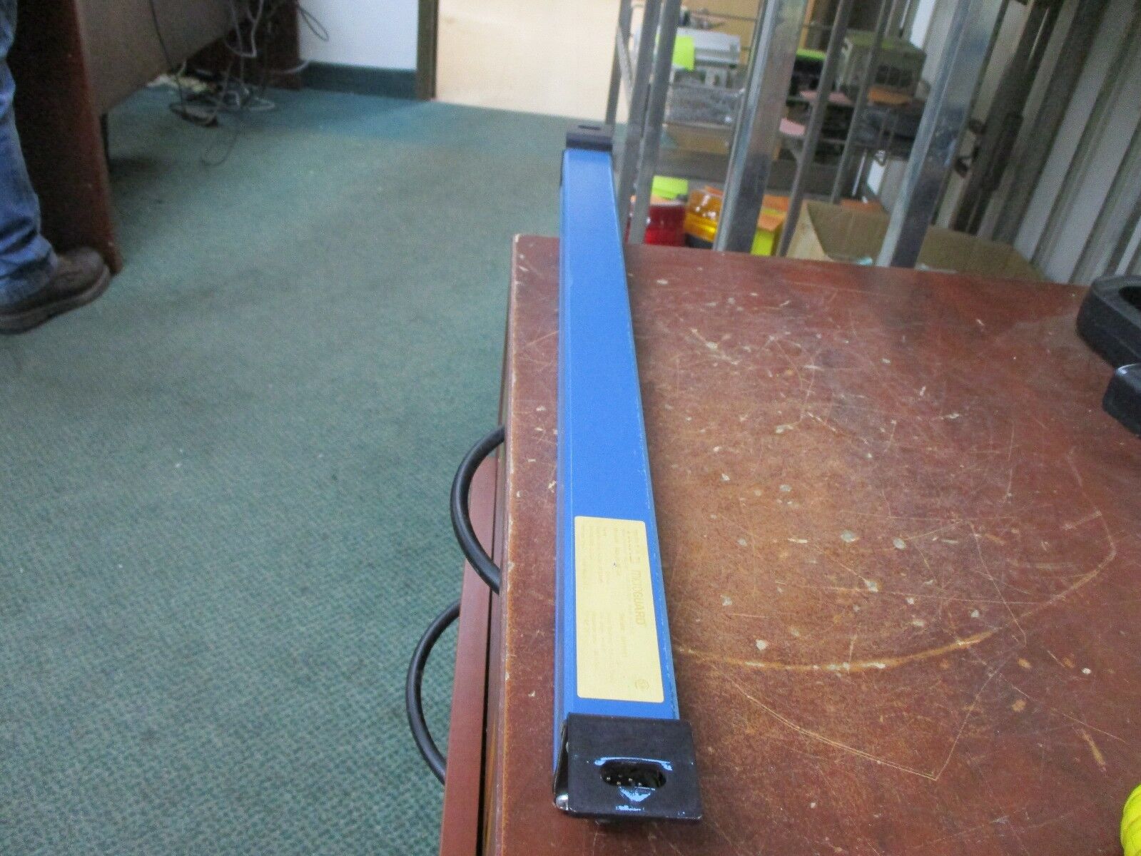 Triad Microguard Light Curtain Emitter/ Recedver Set MG-20-0F-20 Used