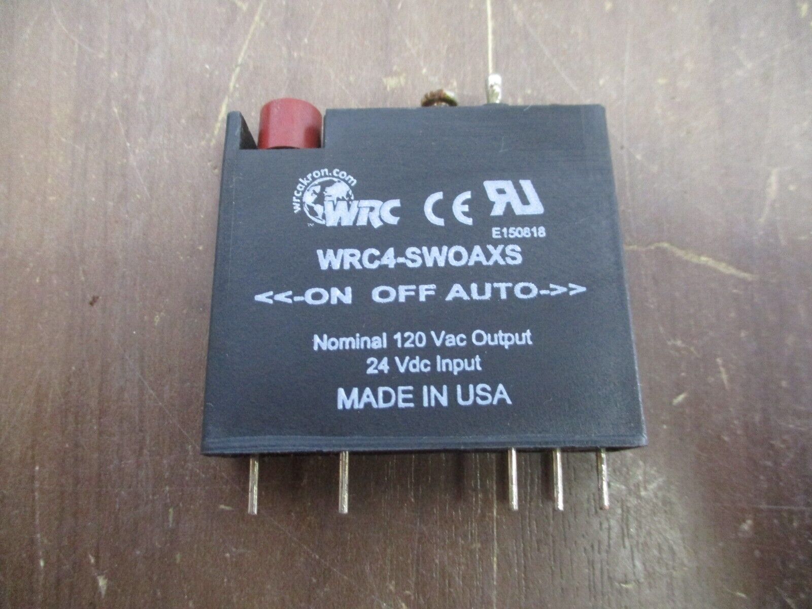 WRC Output Module WRC4-SWOAXS 120VAC Output 24VDC Input Used